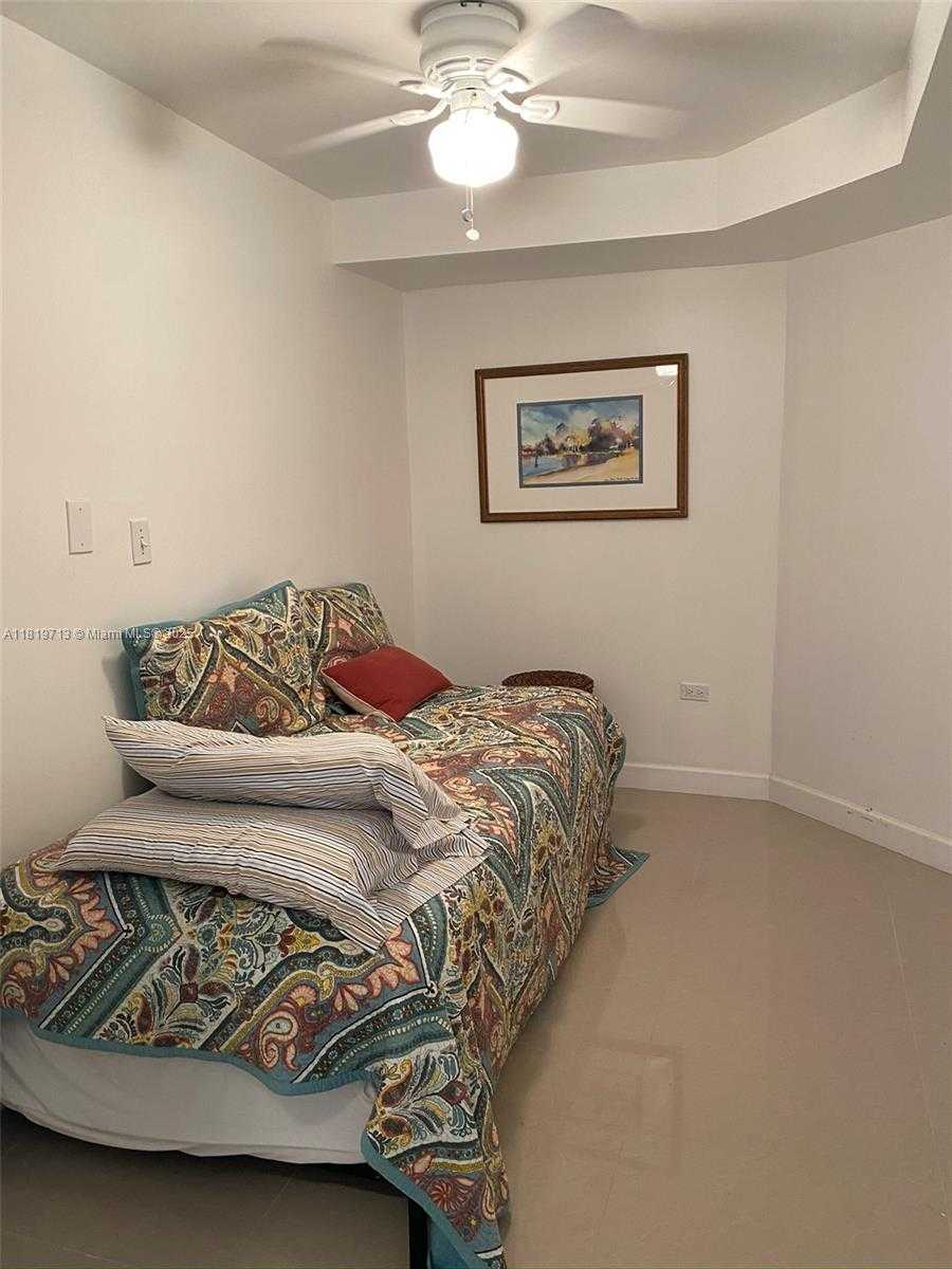 Small Image of 3111 NORTH OCEAN DR #611, Hollywood Number 5