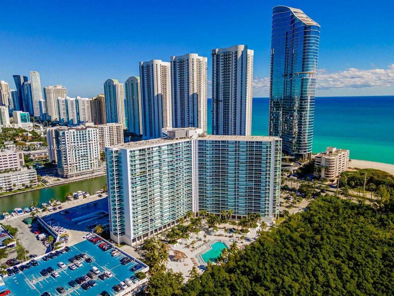 Small Image of 100 BAYVIEW DR #1622, Sunny Isles Beach Number 29