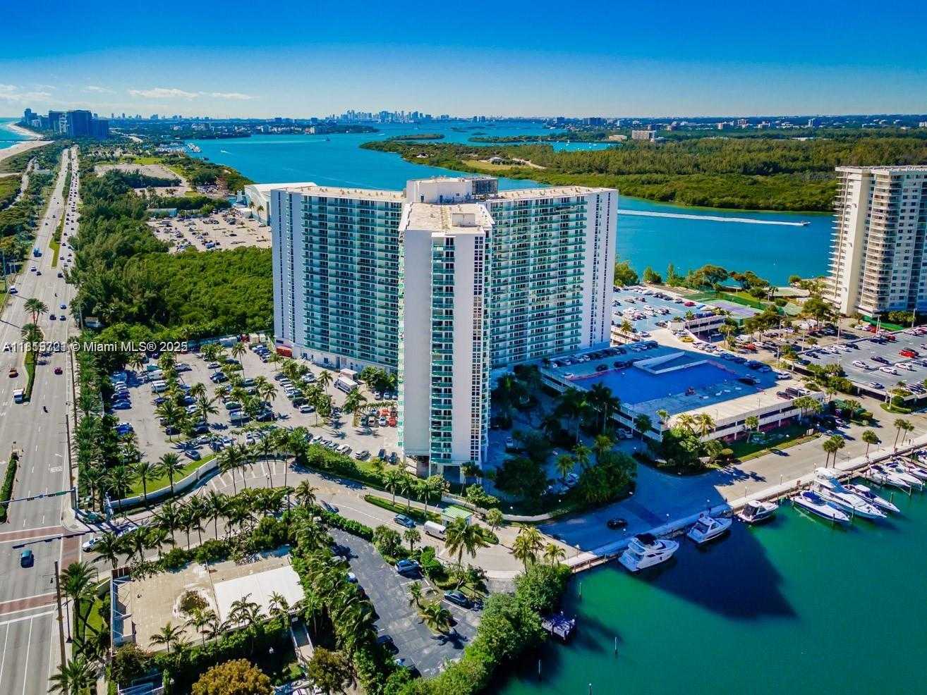Small Image of 100 BAYVIEW DR #1622, Sunny Isles Beach Number 31