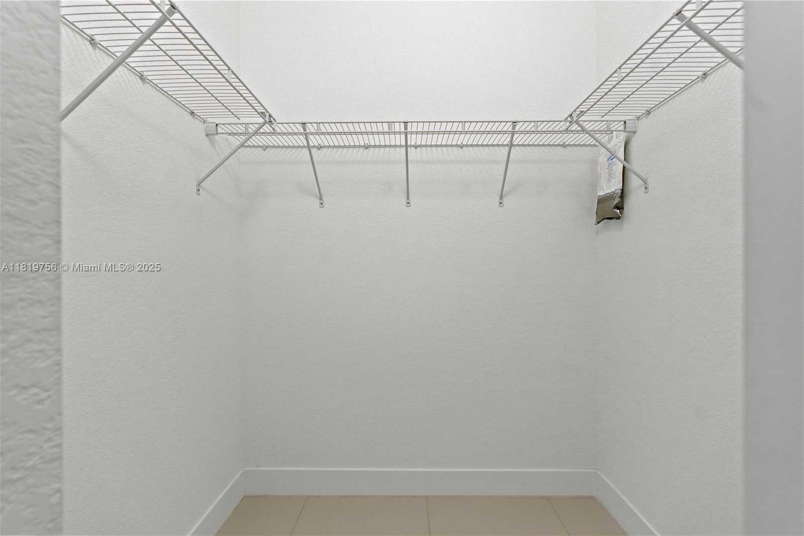Small Image of 535 SOUTH WEST 91ST PL, Miami Number 18