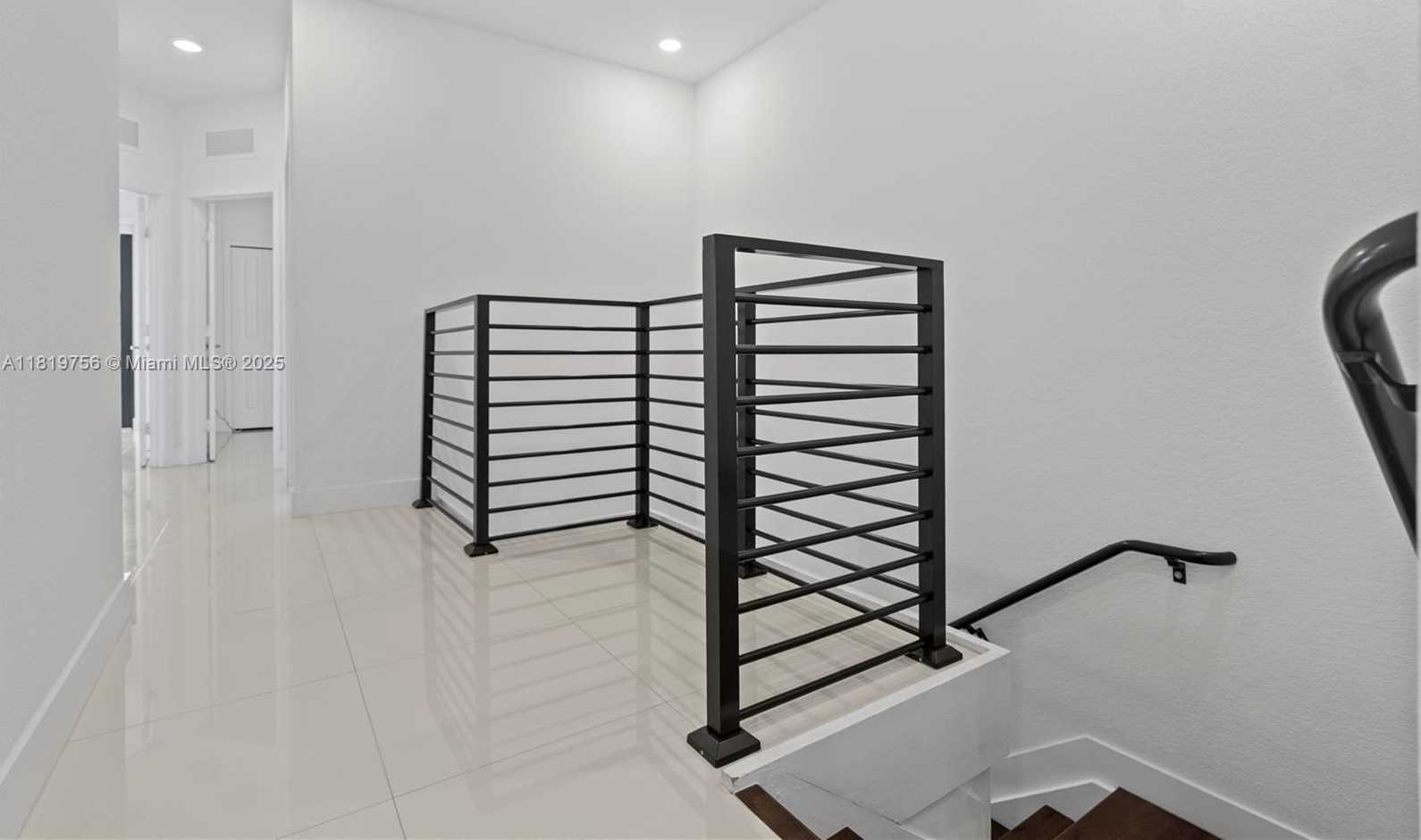 Small Image of 535 SOUTH WEST 91ST PL, Miami Number 21