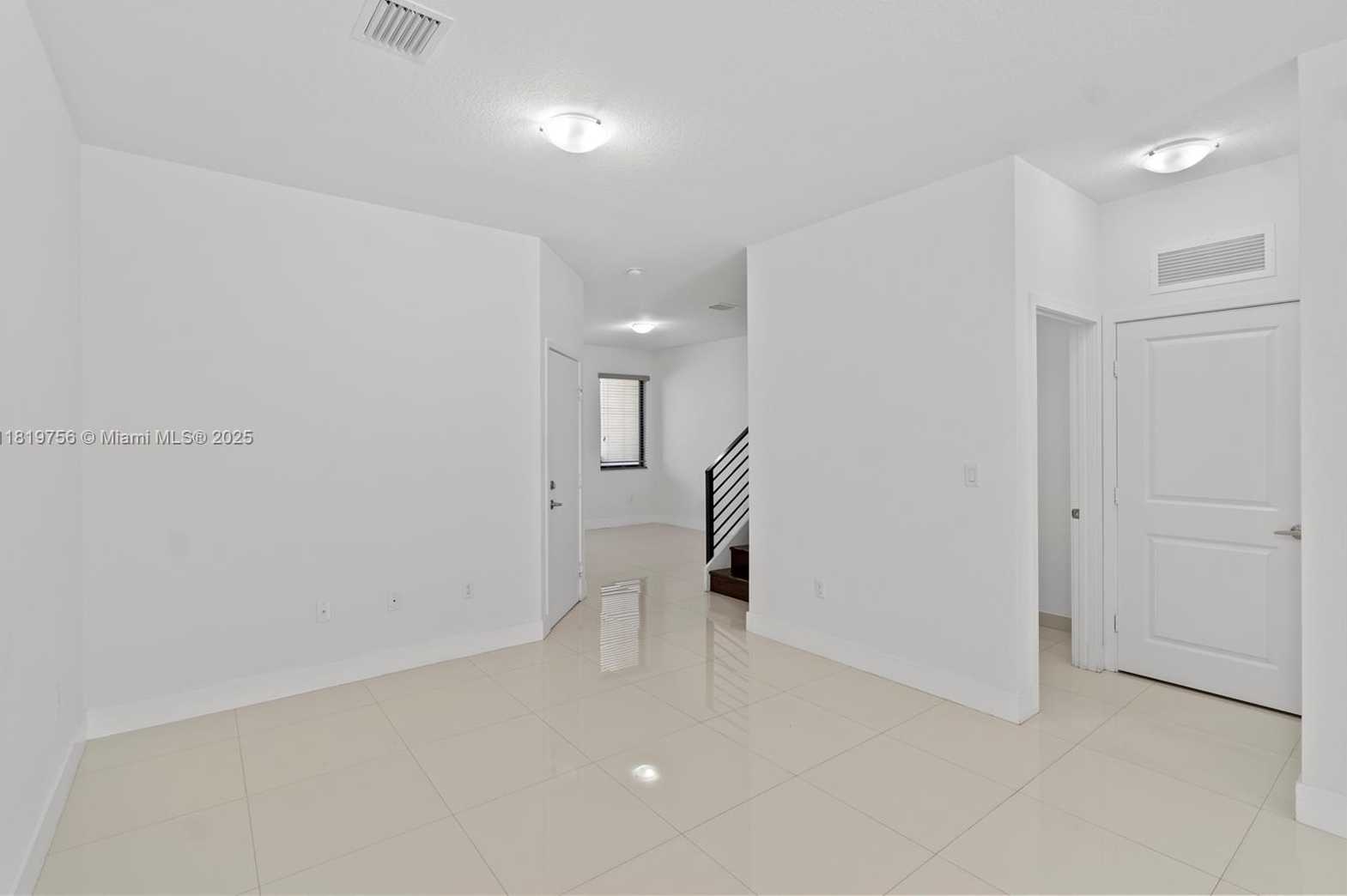 Small Image of 535 SOUTH WEST 91ST PL, Miami Number 8