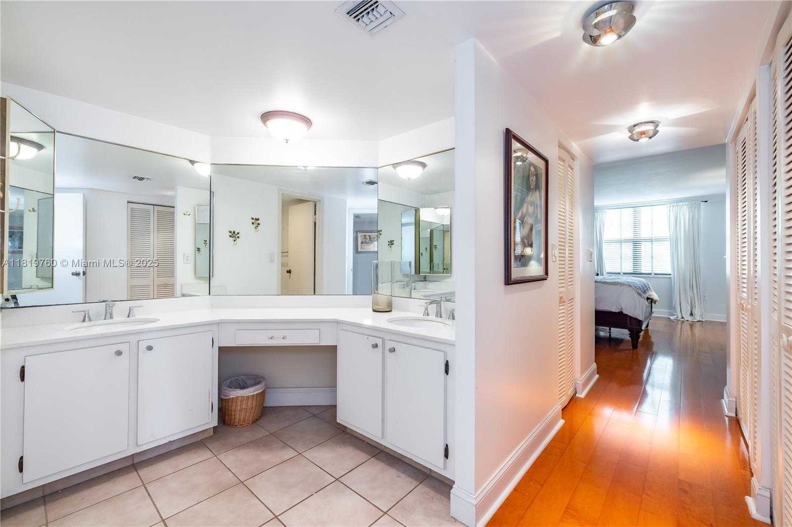 Small Image of 2333 BRICKELL AVE #416, Miami Number 16