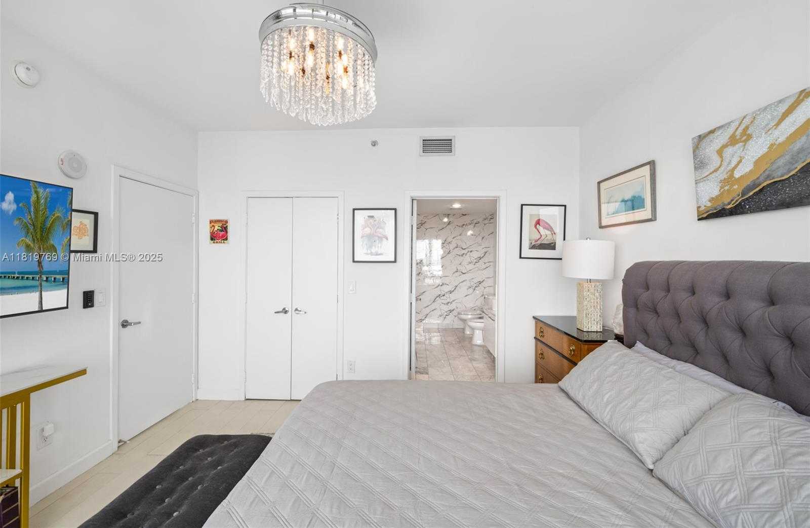 Small Image of 888 BISCAYNE BLVD #2909, Miami Number 13