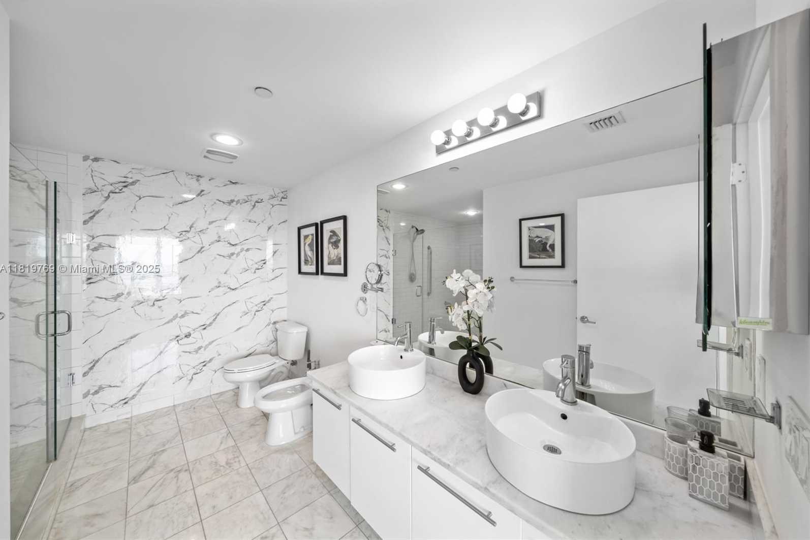 Small Image of 888 BISCAYNE BLVD #2909, Miami Number 14