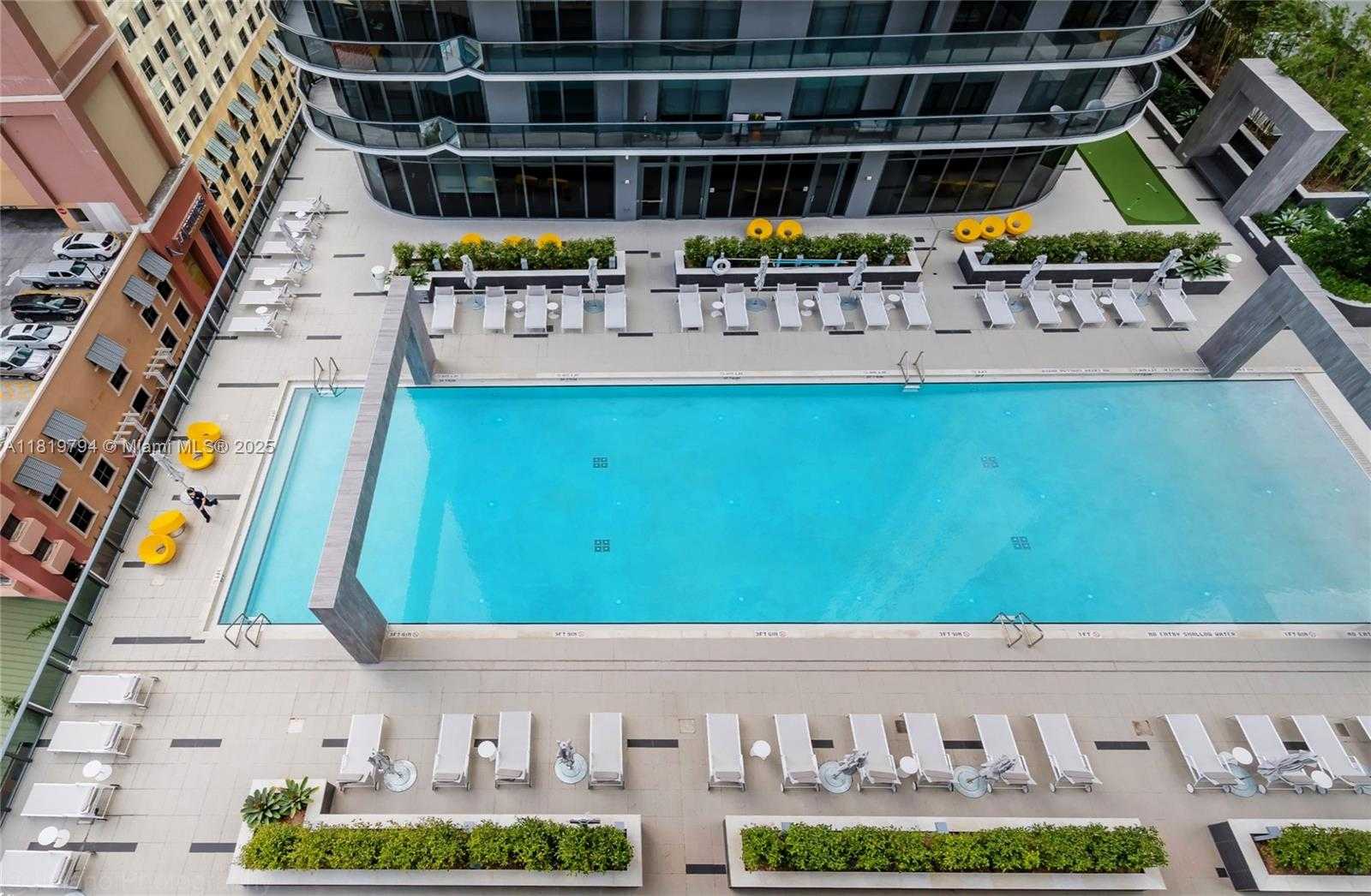 Small Image of 45 SOUTH WEST 9TH ST #1606, Miami Number 6