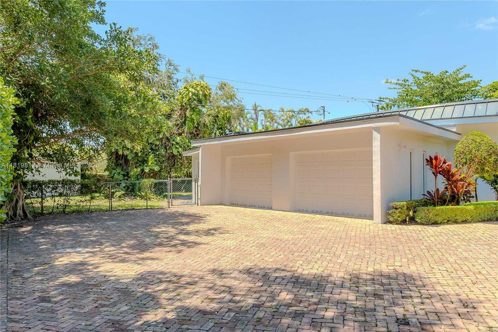 Small Image of 6540 SOUTH WEST 135TH TER, Pinecrest Number 13