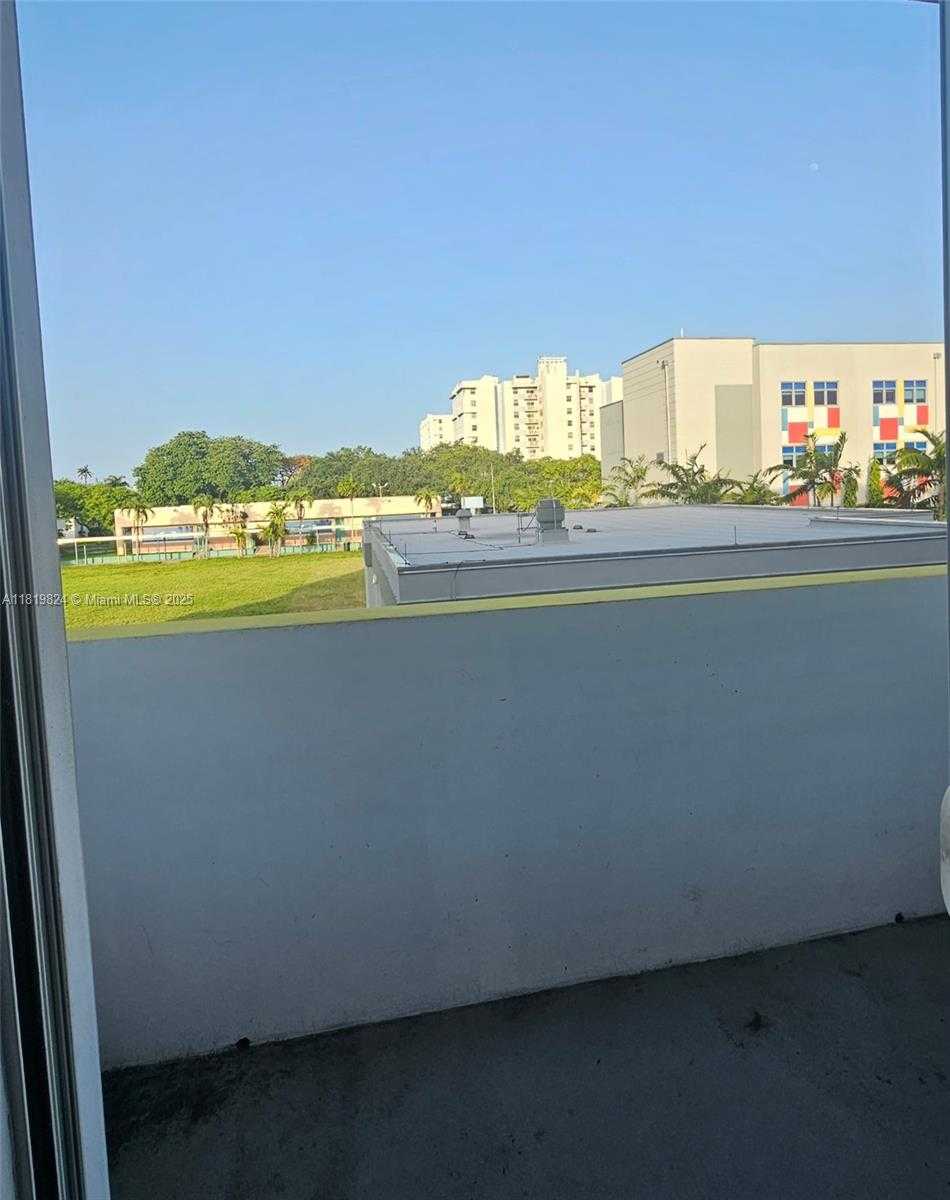 Small Image of 1857 NORTH WEST 24TH ST #2, Miami Number 11