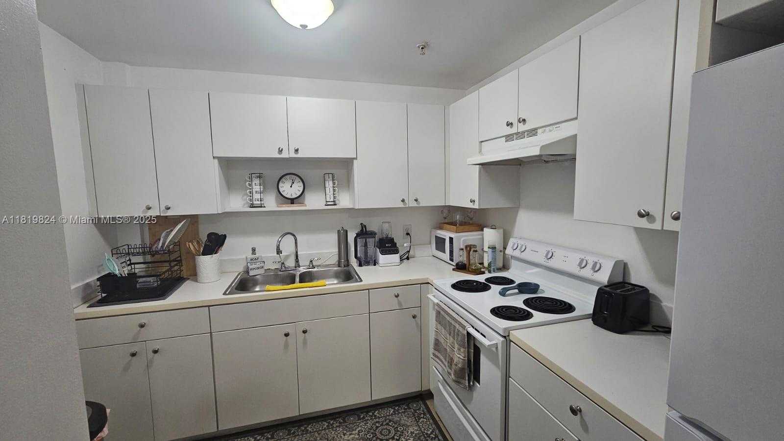 Small Image of 1857 NORTH WEST 24TH ST #2, Miami Number 8