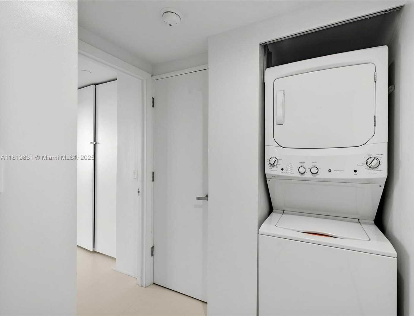 Small Image of 4779 COLLINS AVE #3108, Miami Beach Number 13