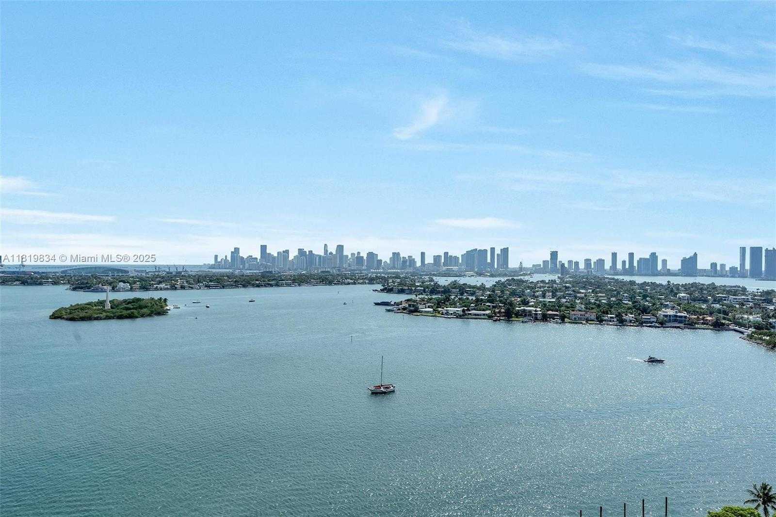 Small Image of 9 ISLAND AVE #2205, Miami Beach Number 17