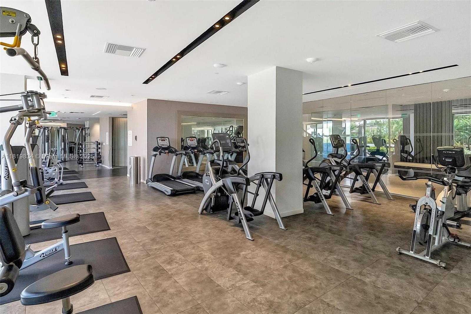 Small Image of 9 ISLAND AVE #2205, Miami Beach Number 20