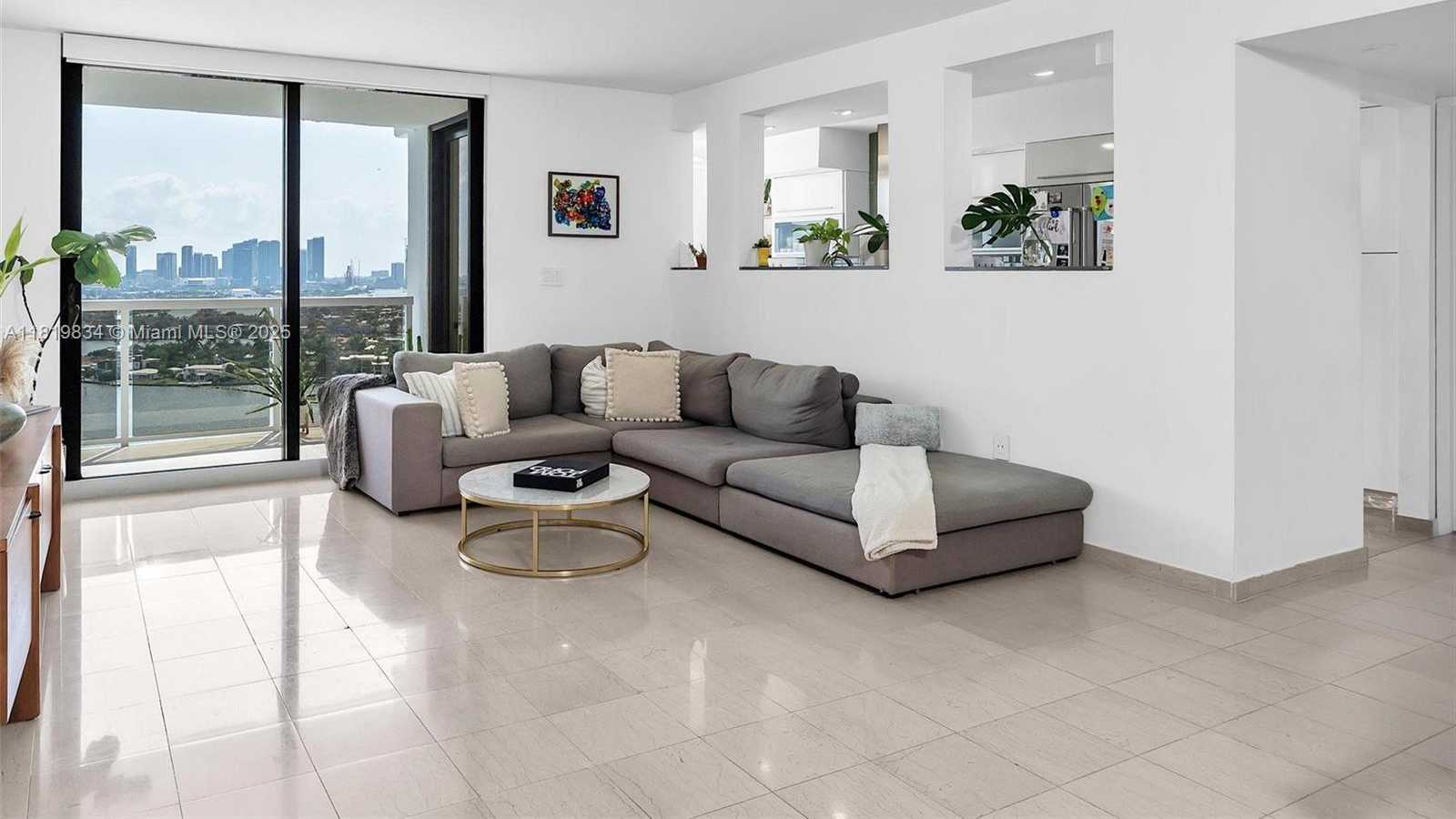 Small Image of 9 ISLAND AVE #2205, Miami Beach Number 5