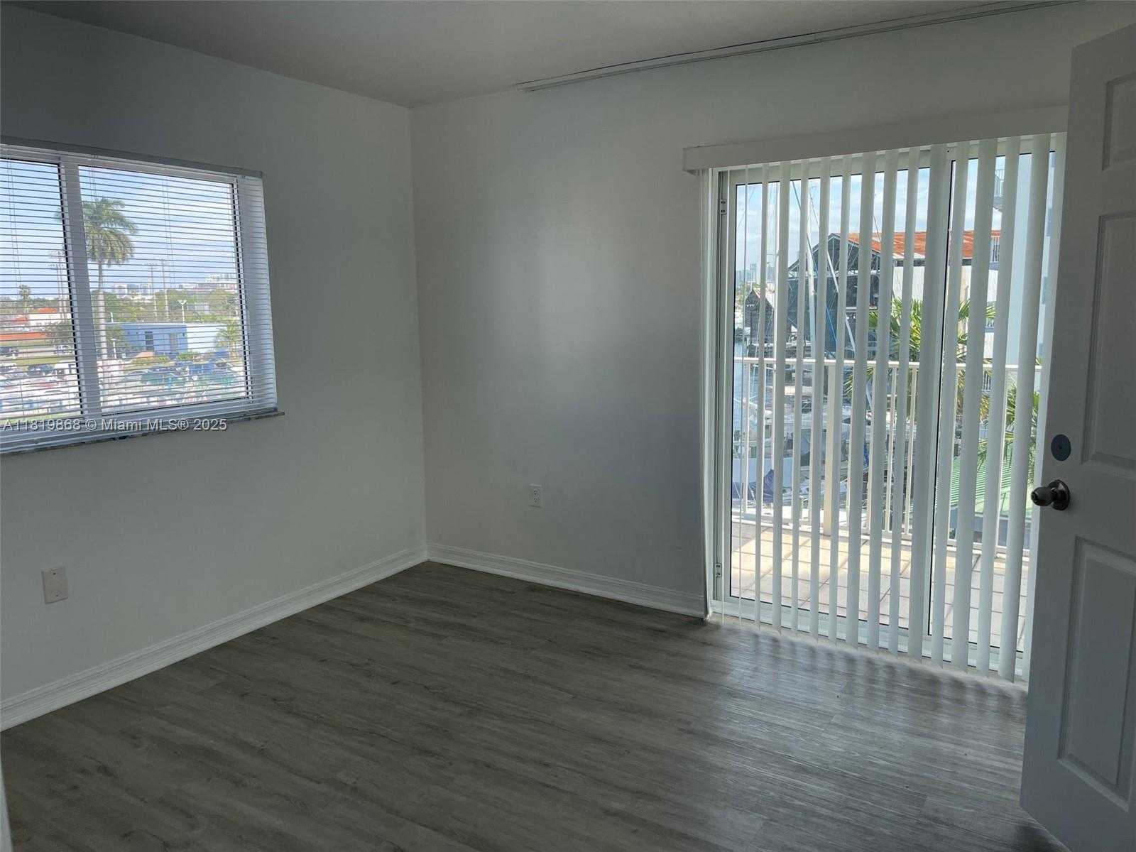 Small Image of 2475 NORTH WEST 16 RD #414, Miami Number 4