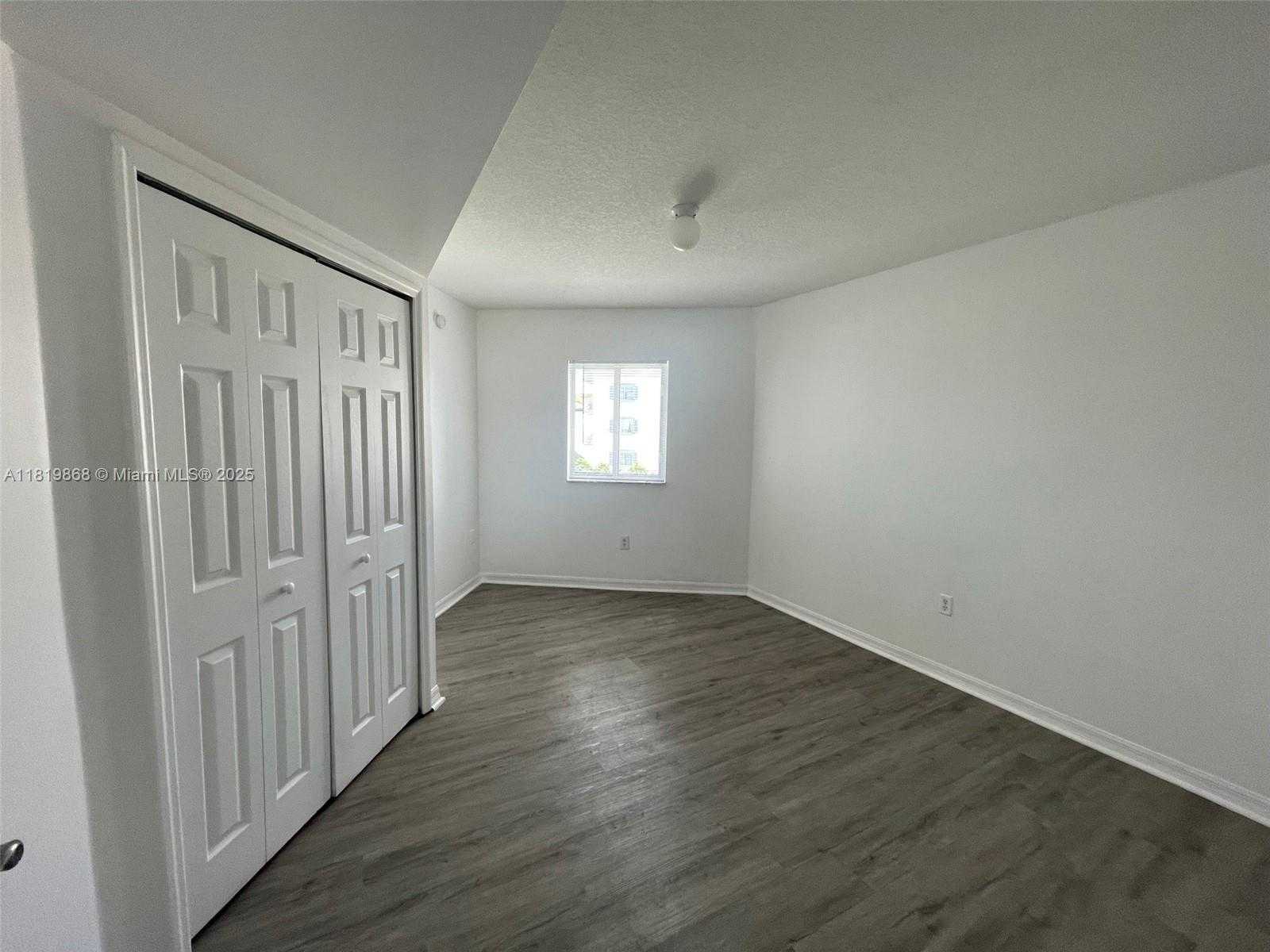 Small Image of 2475 NORTH WEST 16 RD #414, Miami Number 7