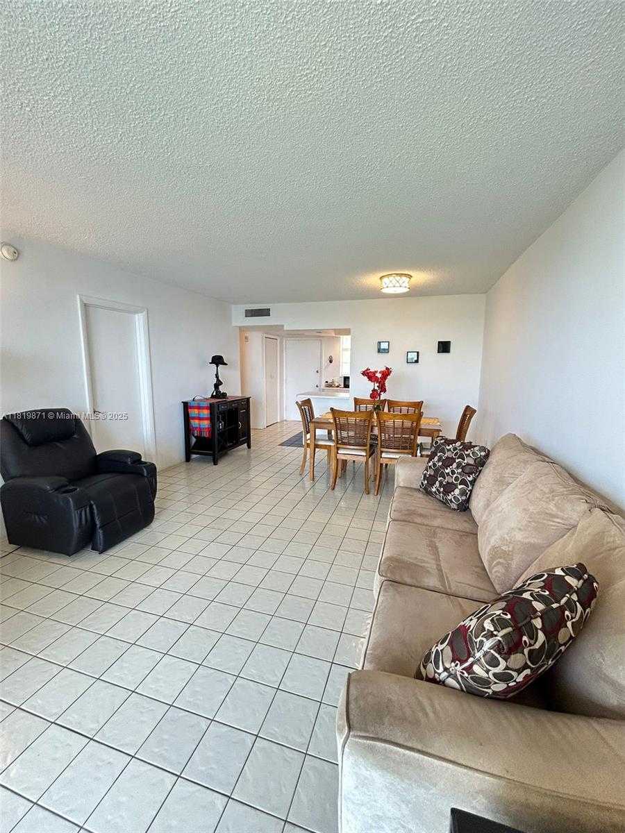 Small Image of 2980 POINT EAST DR #D507, Aventura Number 3