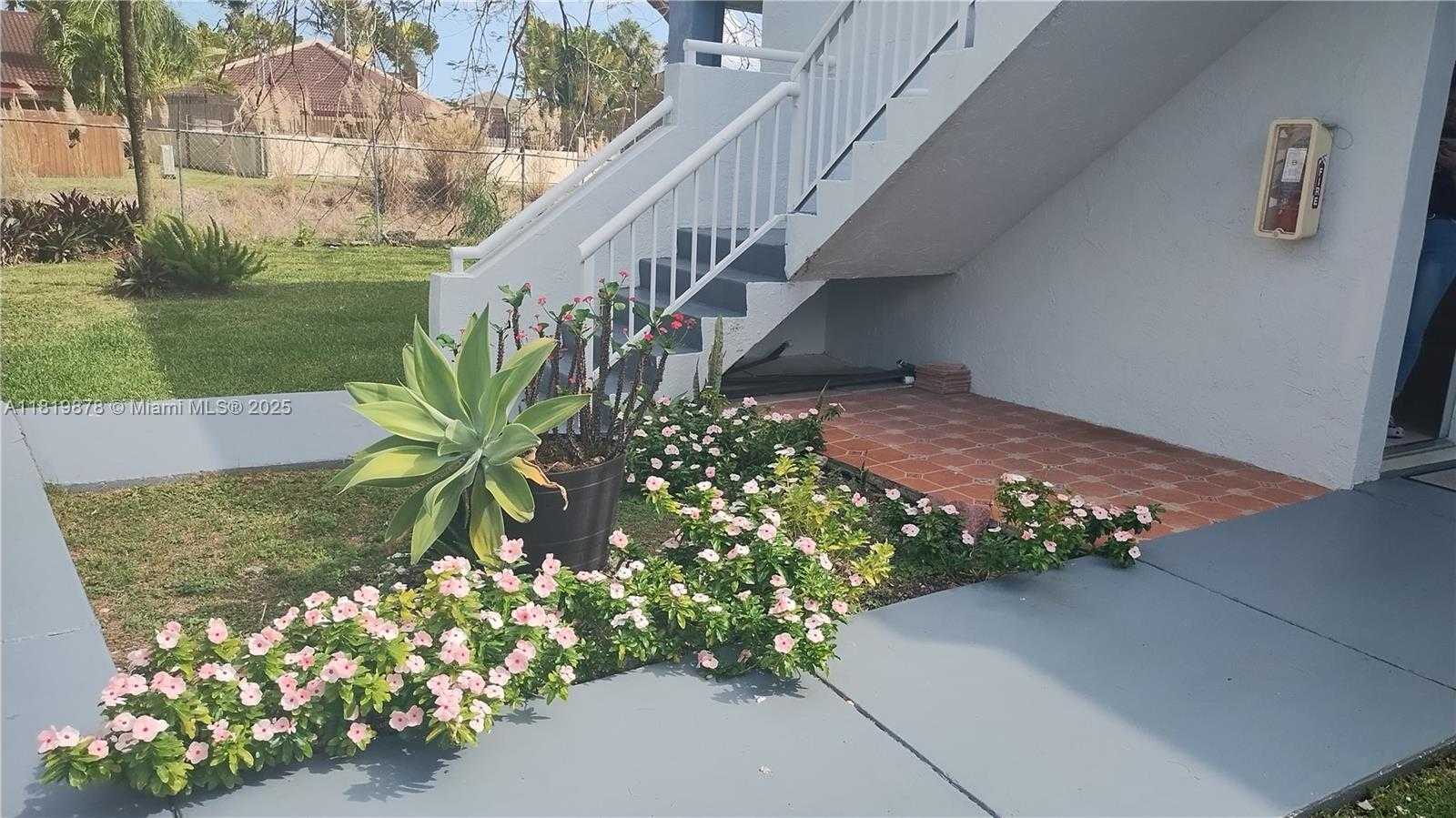 Small Image of 6225 SW 131st Ct, Miami, FL 33183, USA Number 13
