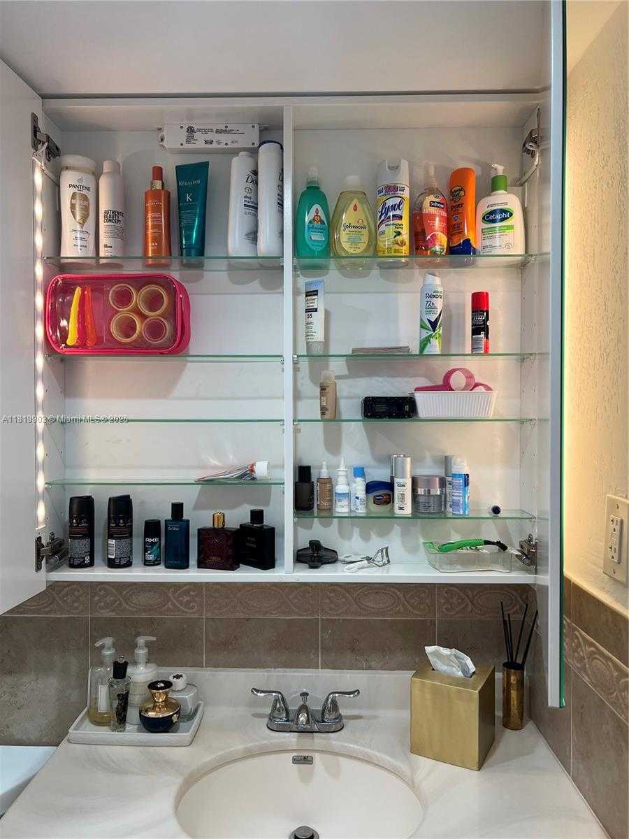Small Image of 210 172ND ST #442, Sunny Isles Beach Number 19