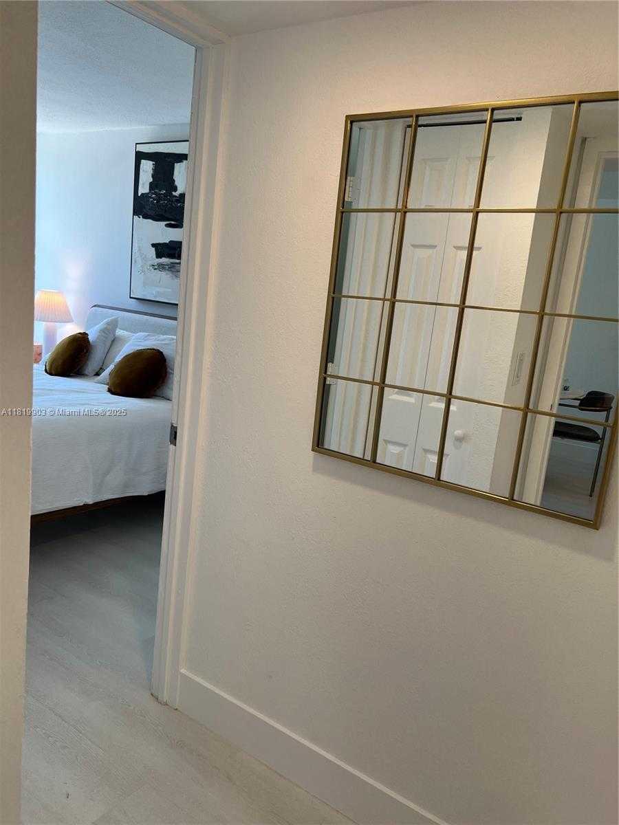 Small Image of 210 172ND ST #442, Sunny Isles Beach Number 6