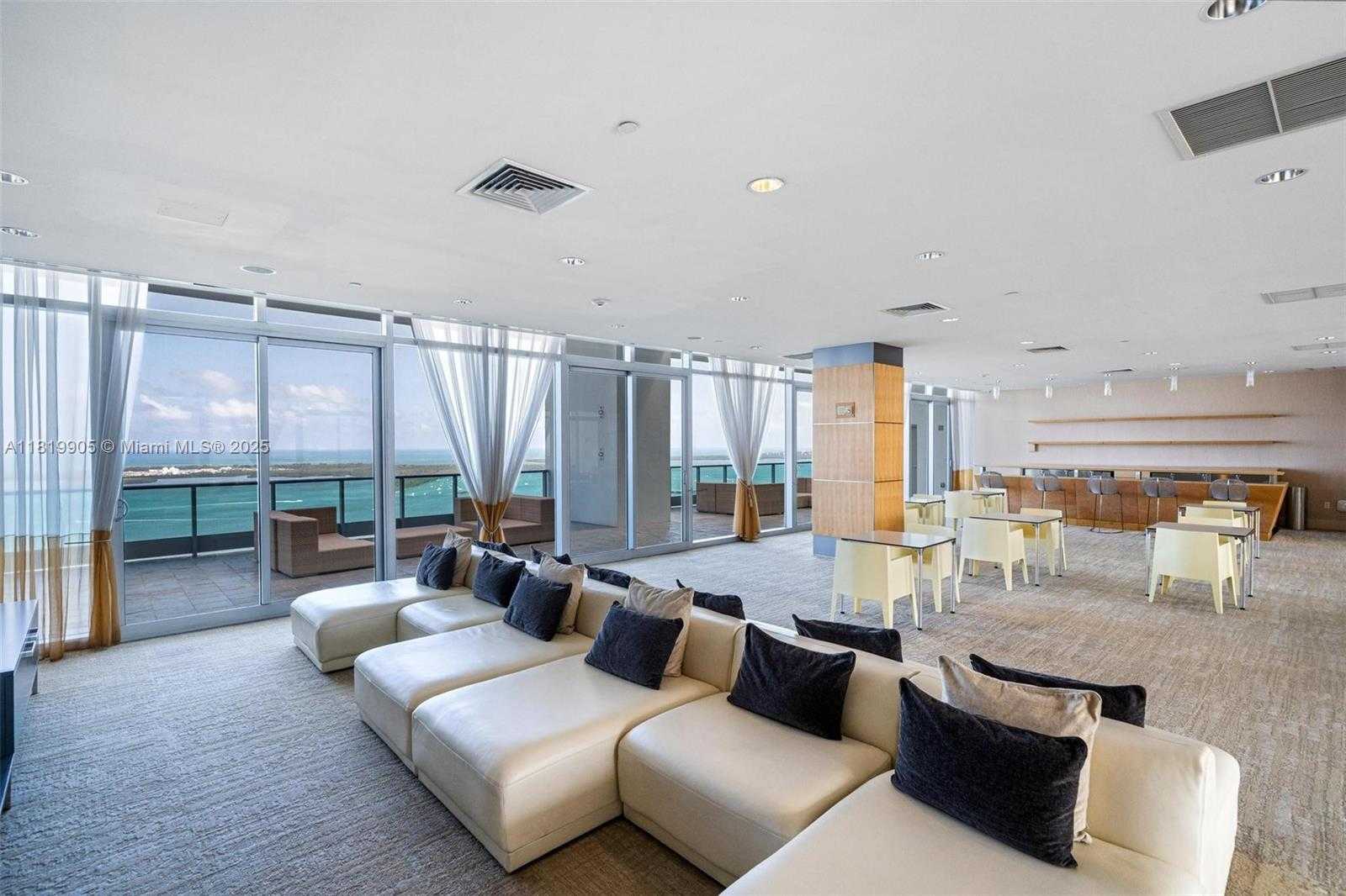 Small Image of 1331 BRICKELL BAY DR #3711, Miami Number 4