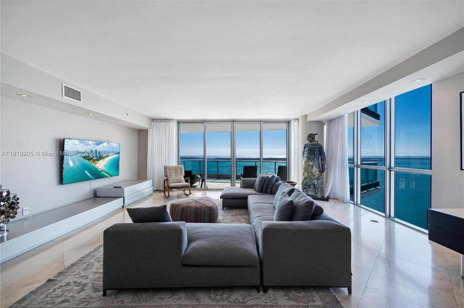 Small Image of 1331 BRICKELL BAY DR #3711, Miami Number 57
