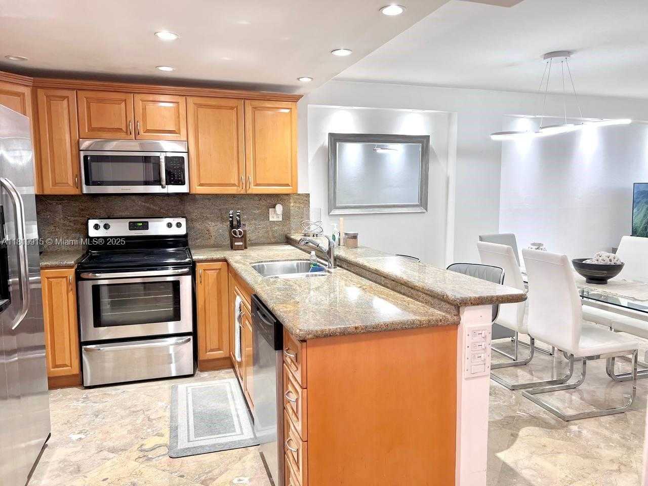 Small Image of 600 NORTH EAST 36TH ST #1417, Miami Number 9