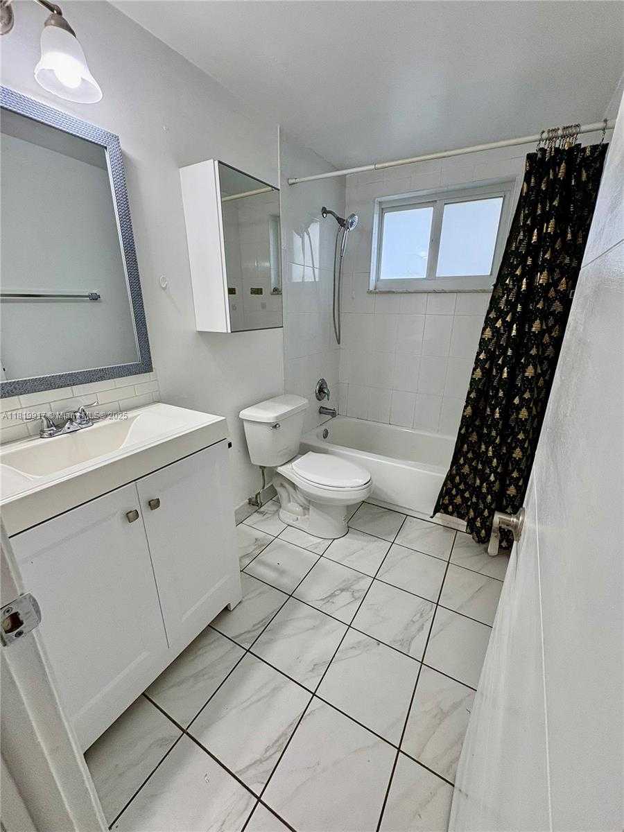 Small Image of 7815 NORTH CAMINO REAL #I-216, Miami Number 10
