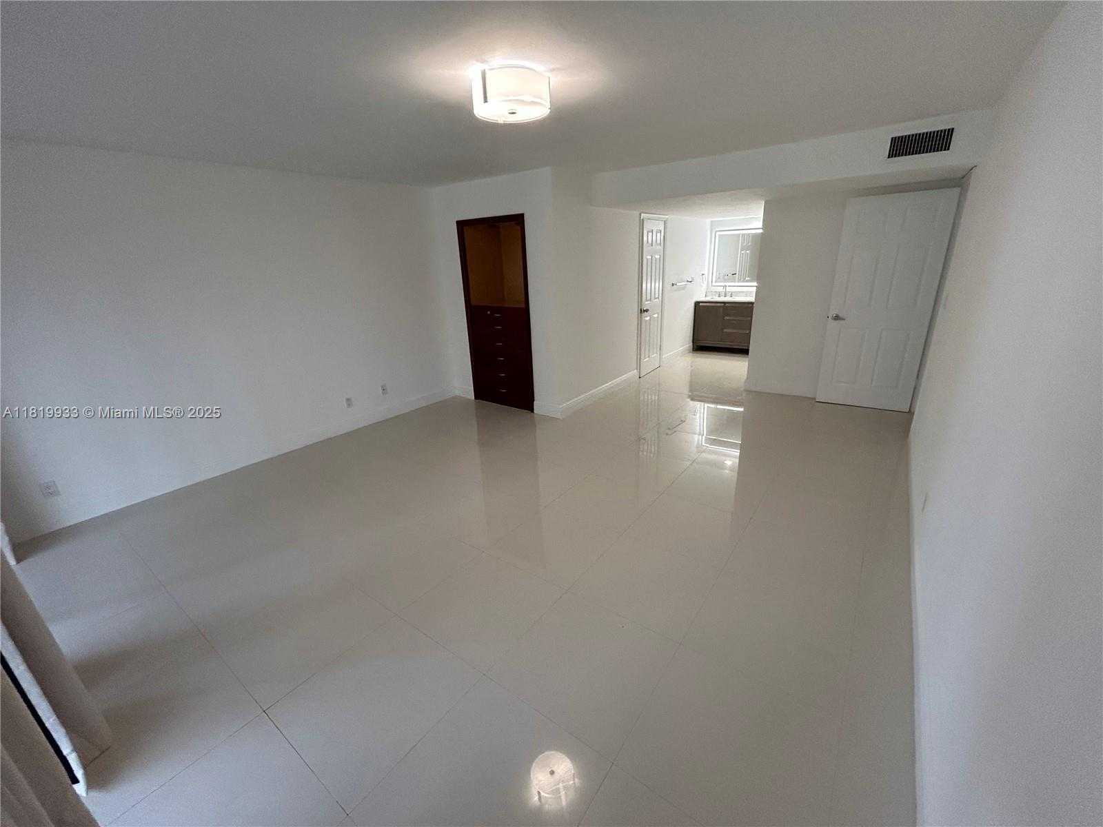 Small Image of 1915 BRICKELL AVE #1106C, Miami Number 14