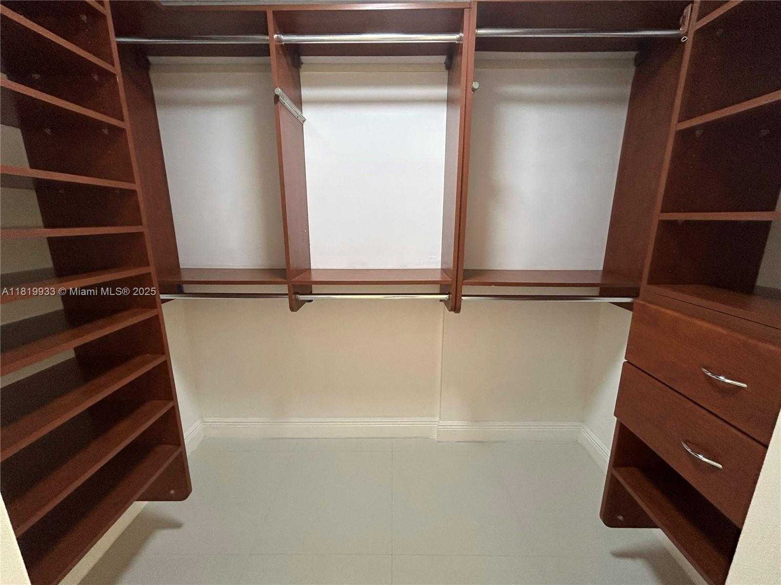 Small Image of 1915 BRICKELL AVE #1106C, Miami Number 17