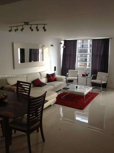 Small Image of 1915 BRICKELL AVE #1106C, Miami Number 4