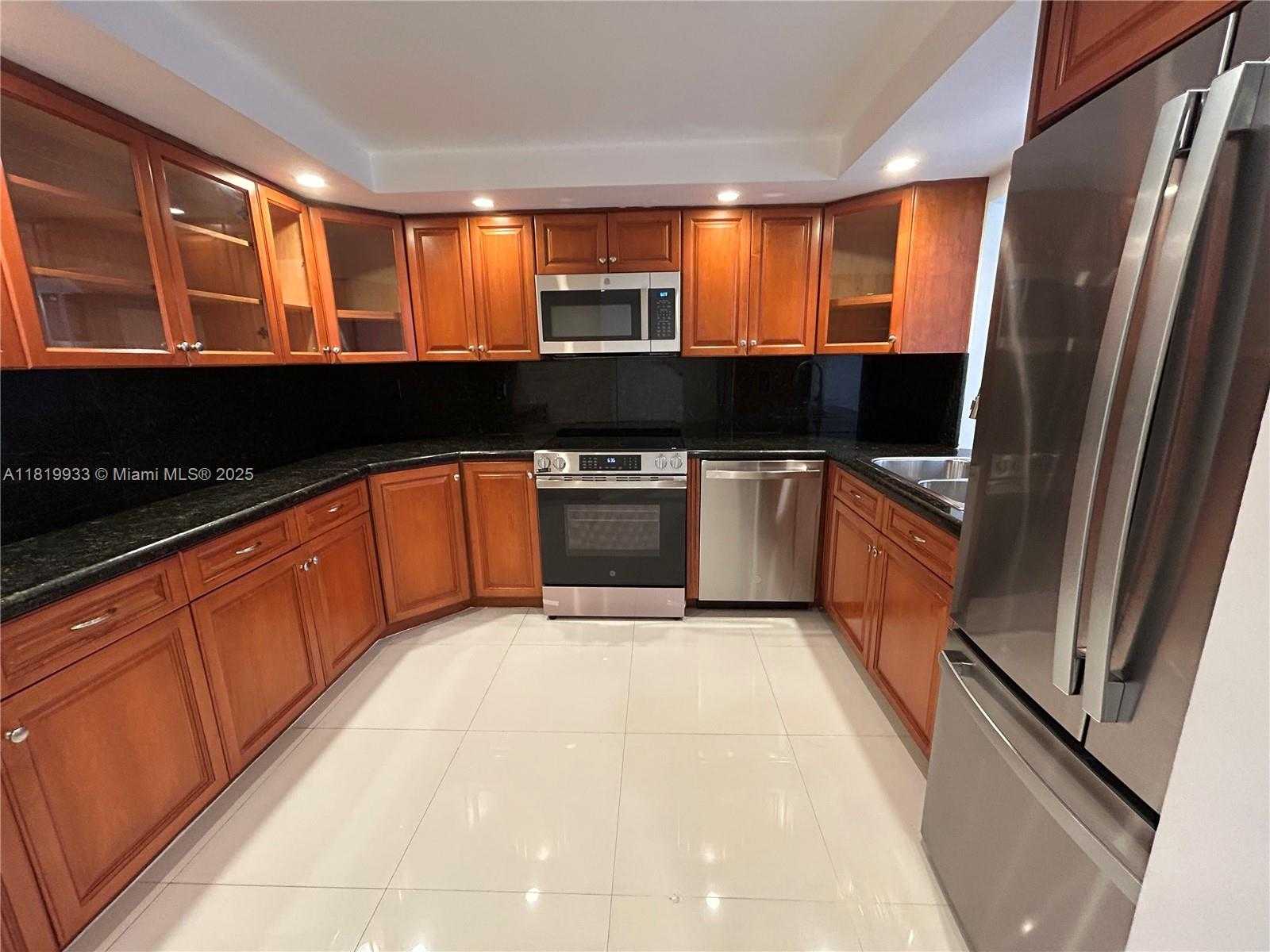 Small Image of 1915 BRICKELL AVE #1106C, Miami Number 41