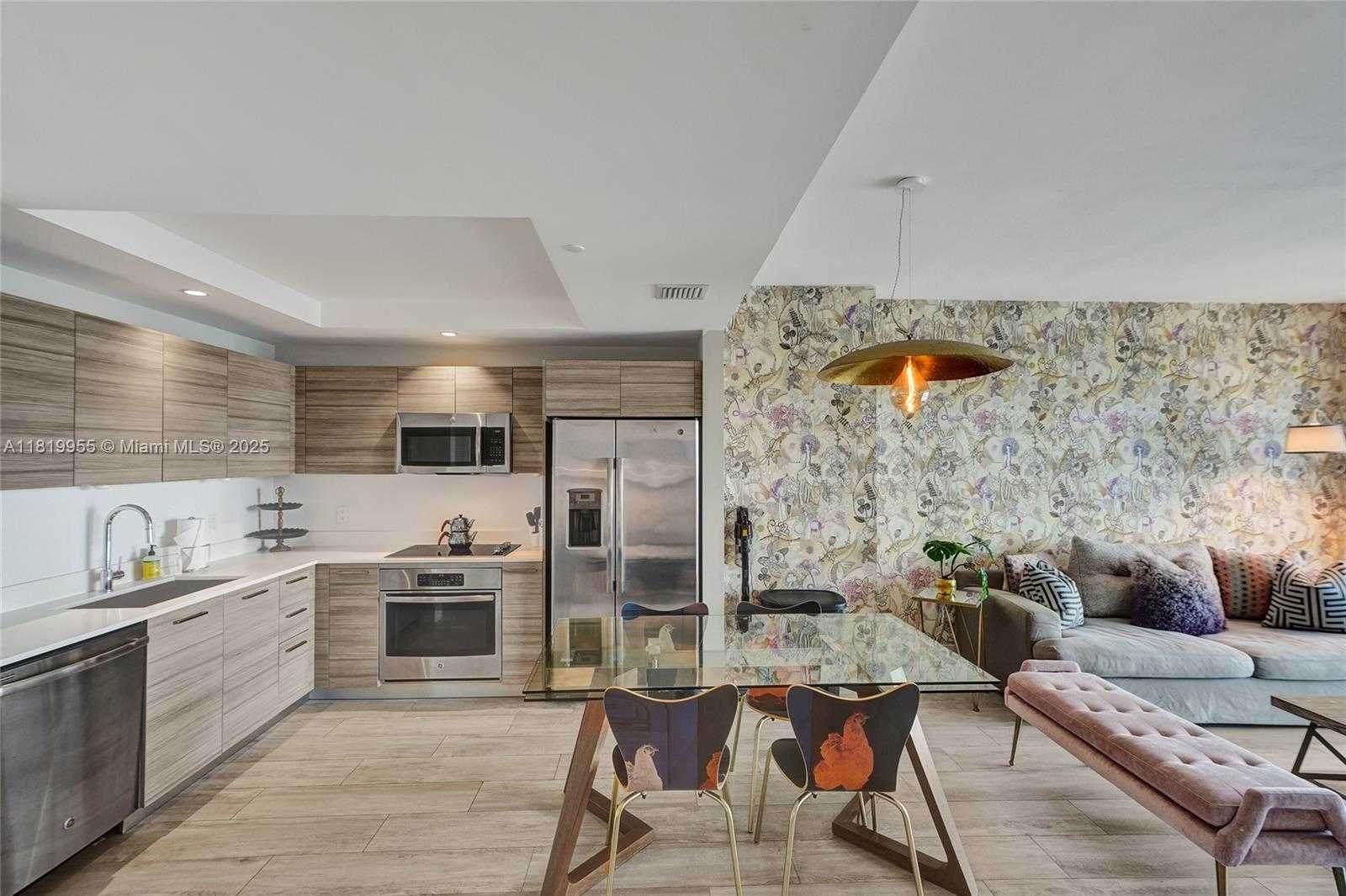 Small Image of 121 NORTH EAST 34TH ST #2512, Miami Number 15