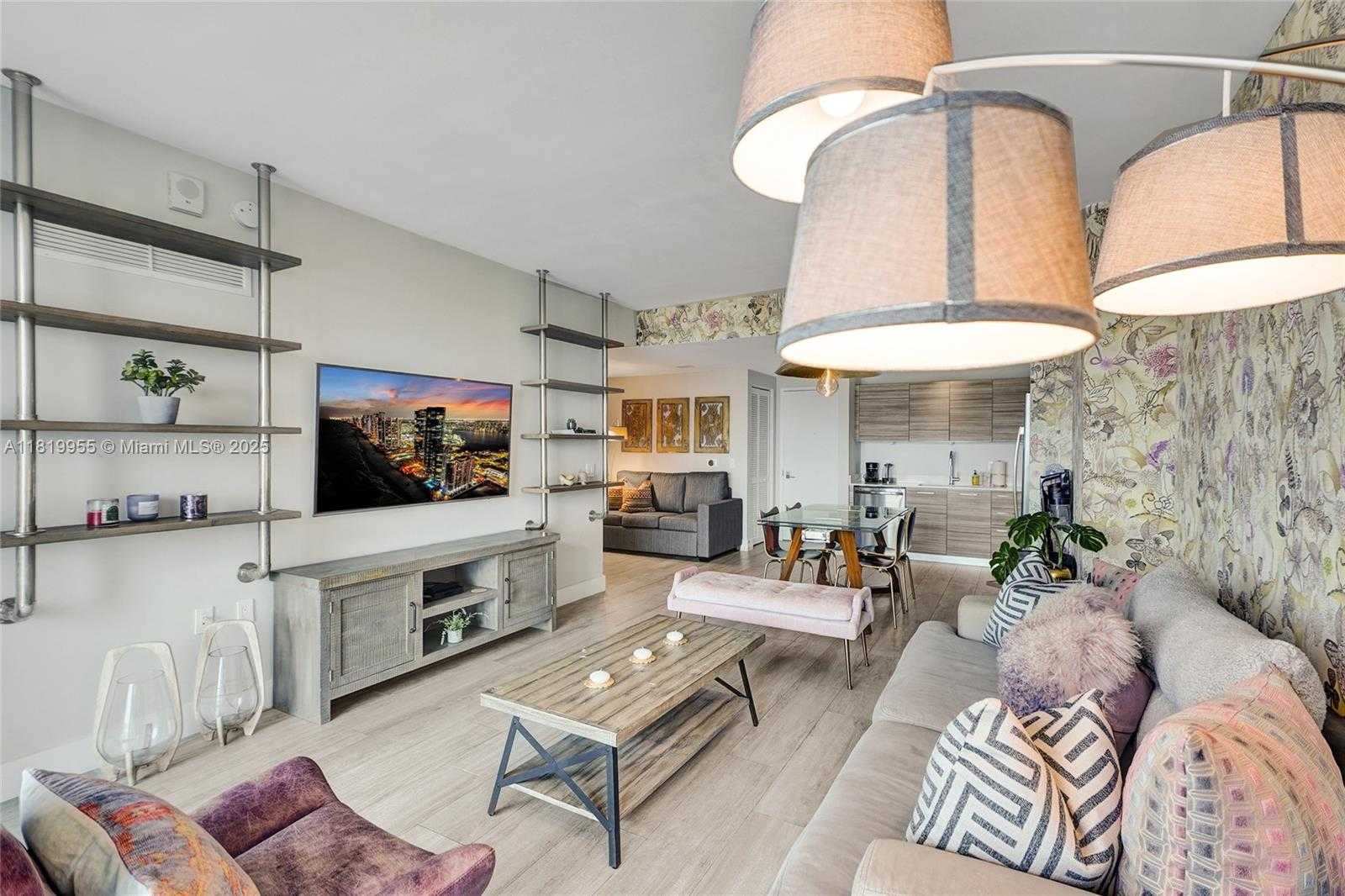 Small Image of 121 NORTH EAST 34TH ST #2512, Miami Number 6