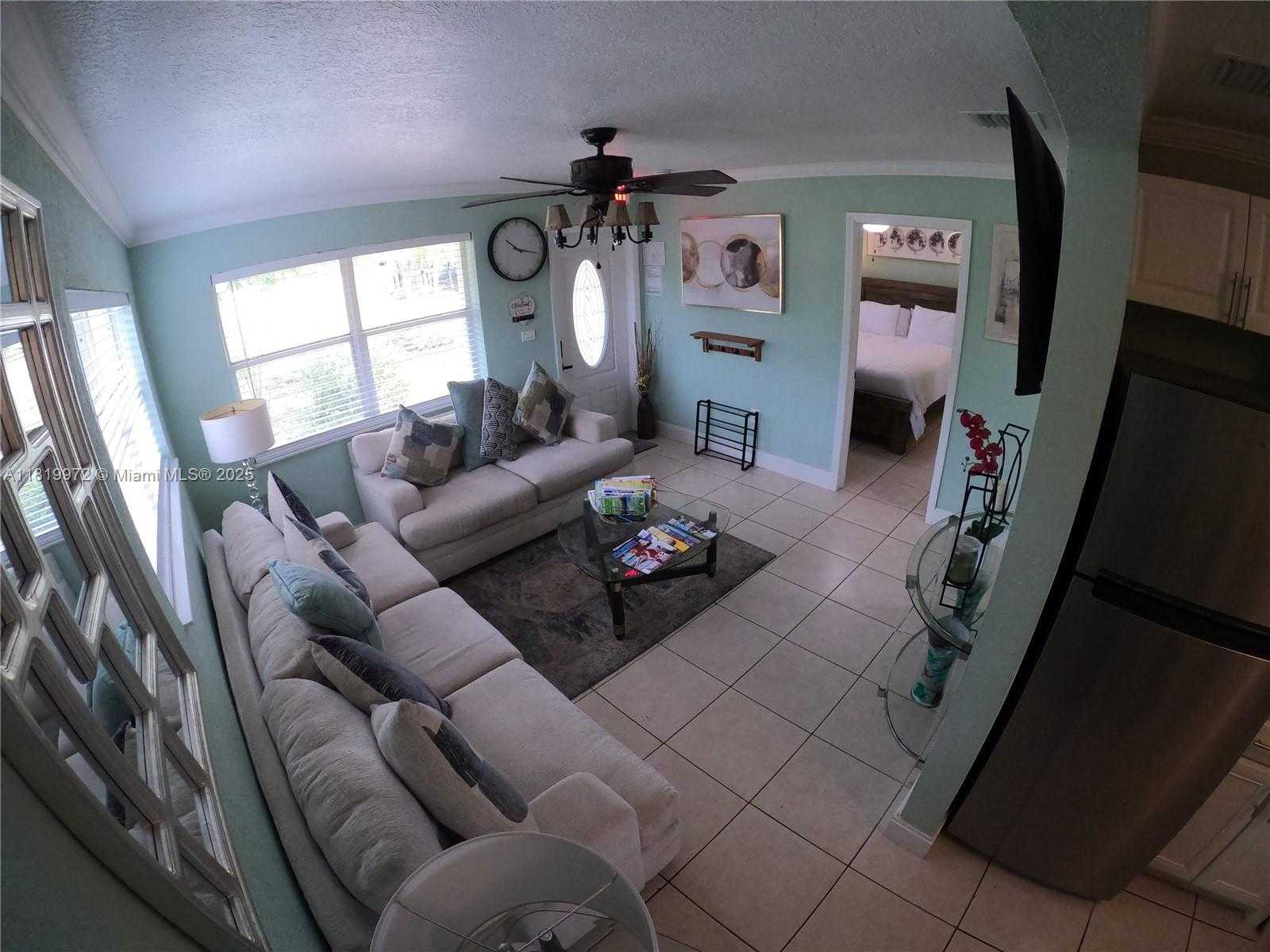 Small Image of 6101 RODMAN ST #2, Hollywood Number 8