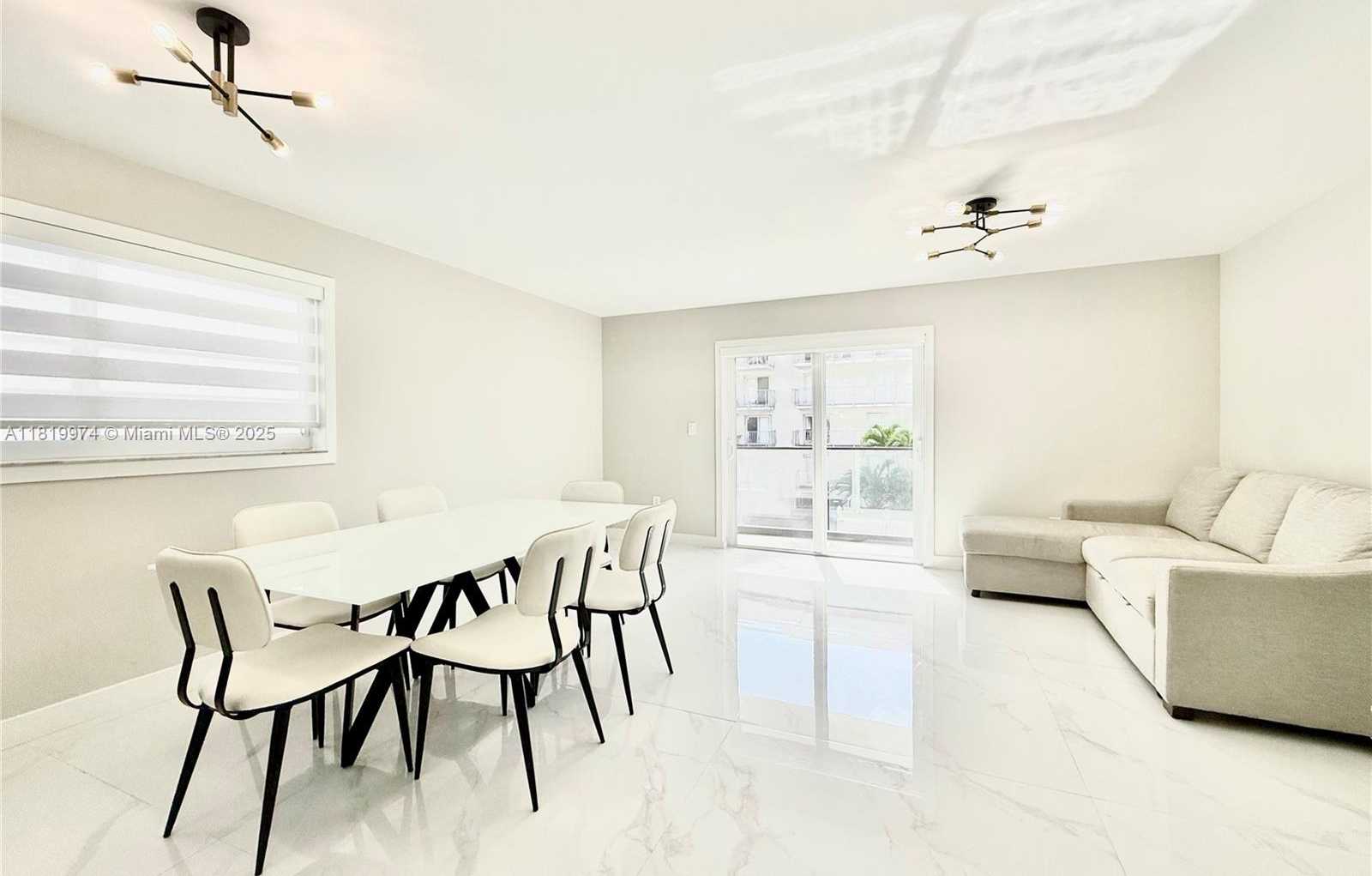 Small Image of 4122 COLLINS AVE #3B, Miami Beach Number 3