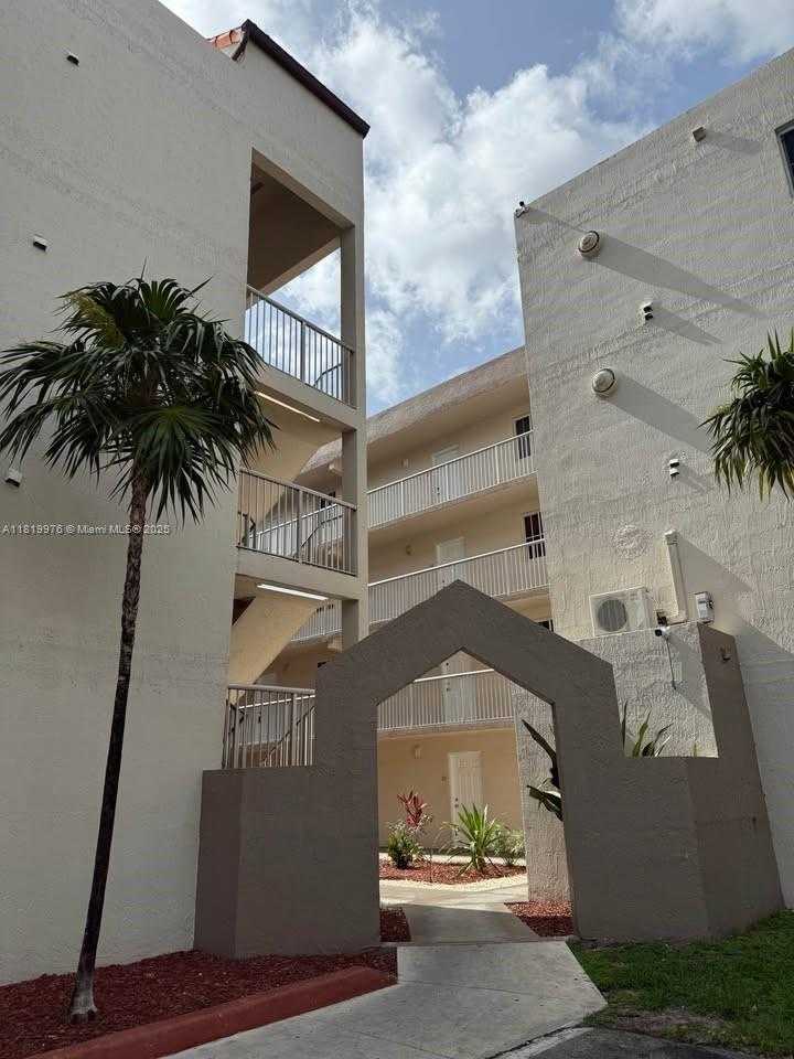 Small Image of 6195 NORTH WEST 186TH ST #414, Hialeah Number 2