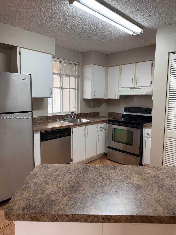 Small Image of 6195 NORTH WEST 186TH ST #414, Hialeah Number 8
