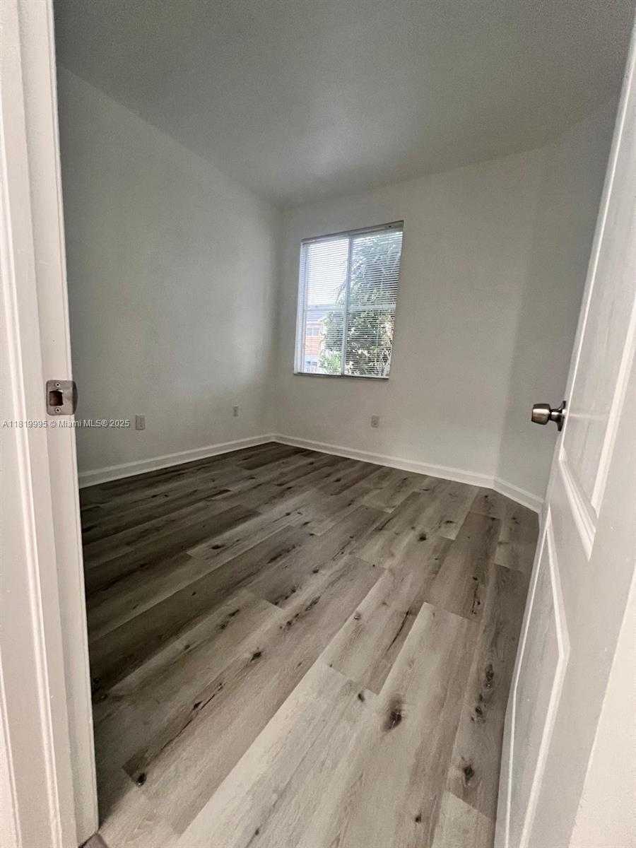 Small Image of 7040 NORTH WEST 177TH ST #201-23, Hialeah Number 8
