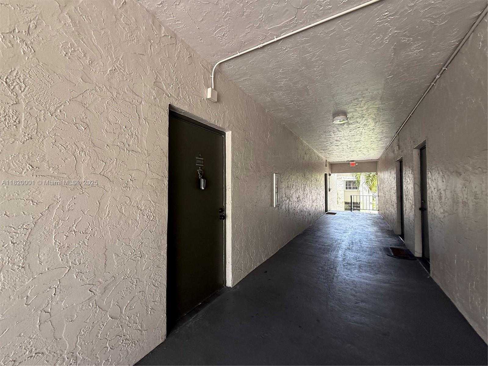 Small Image of 7911 SOUTH WEST 104TH ST #209-G, Miami Number 4