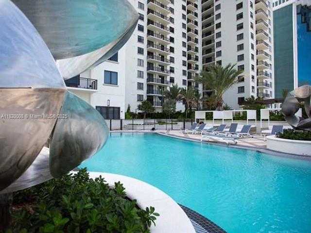 Small Image of 999 SOUTH WEST 1ST AVE #1611, Miami Number 27