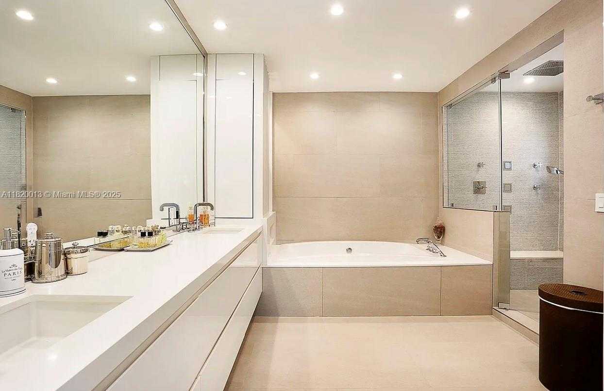 Small Image of 6611 LEONARDO ST, Coral Gables Number 17