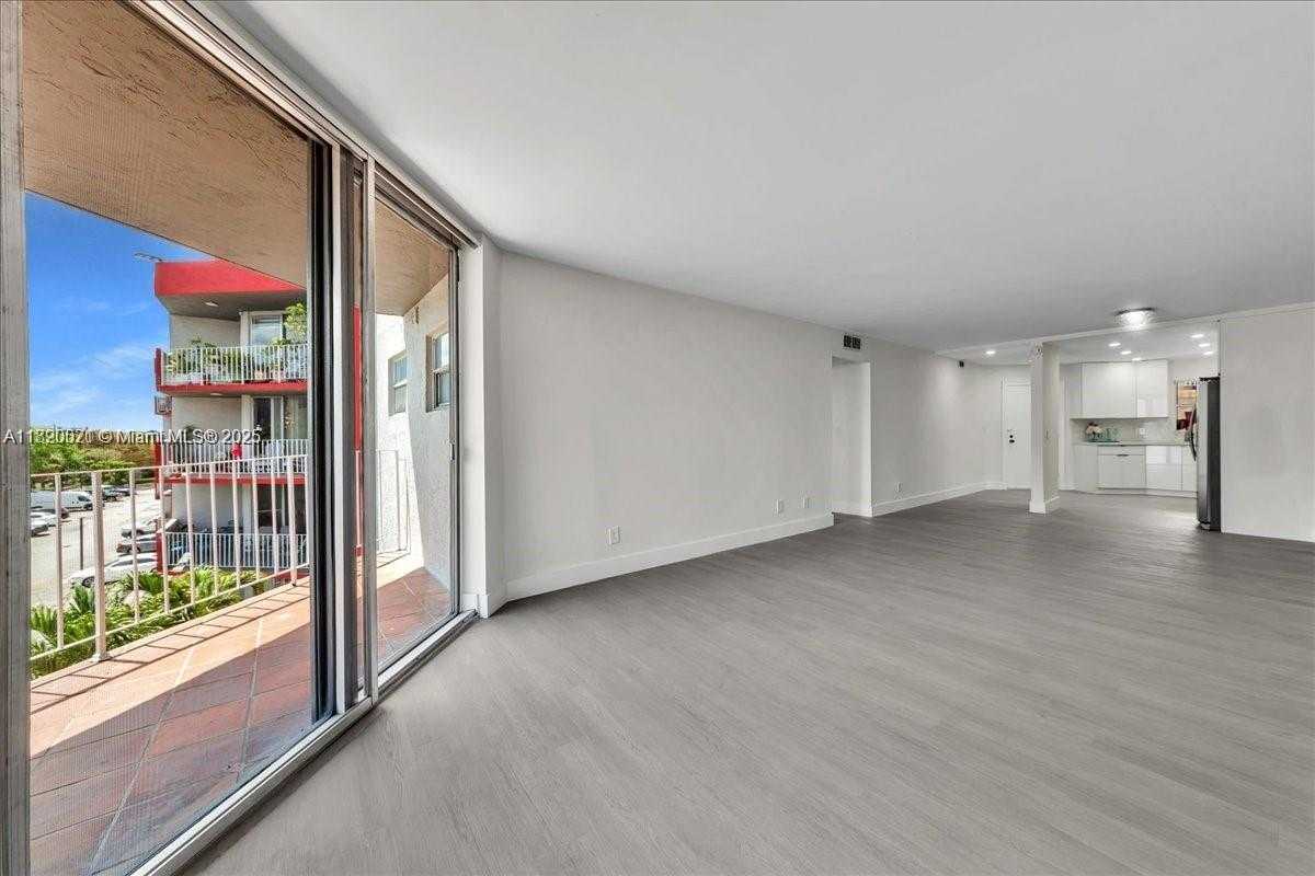 Small Image of 1750 WEST 46TH ST #433, Hialeah Number 20