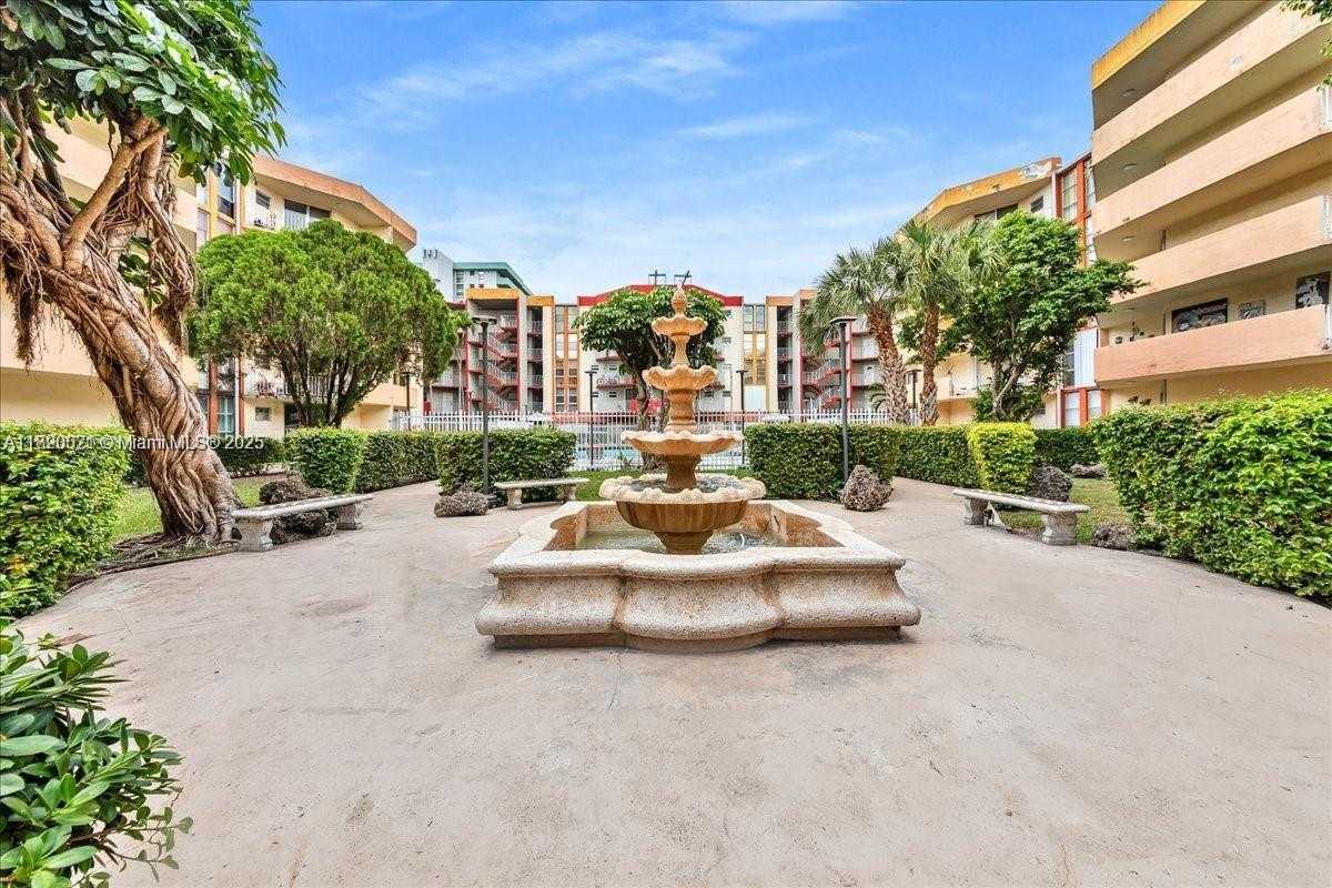 Small Image of 1750 WEST 46TH ST #433, Hialeah Number 24