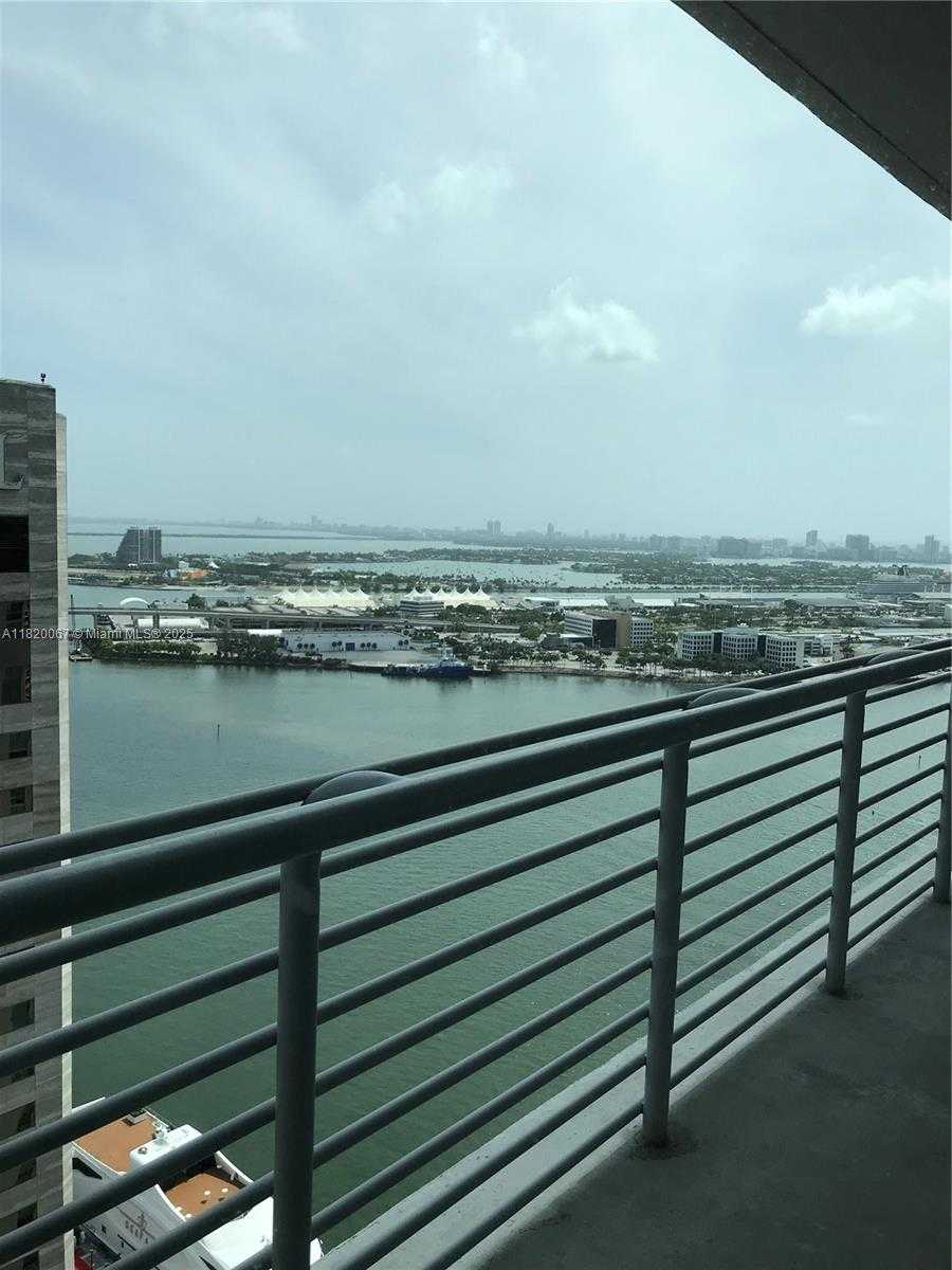 Small Image of 335 SOUTH BISCAYNE BLVD #3504, Miami Number 10