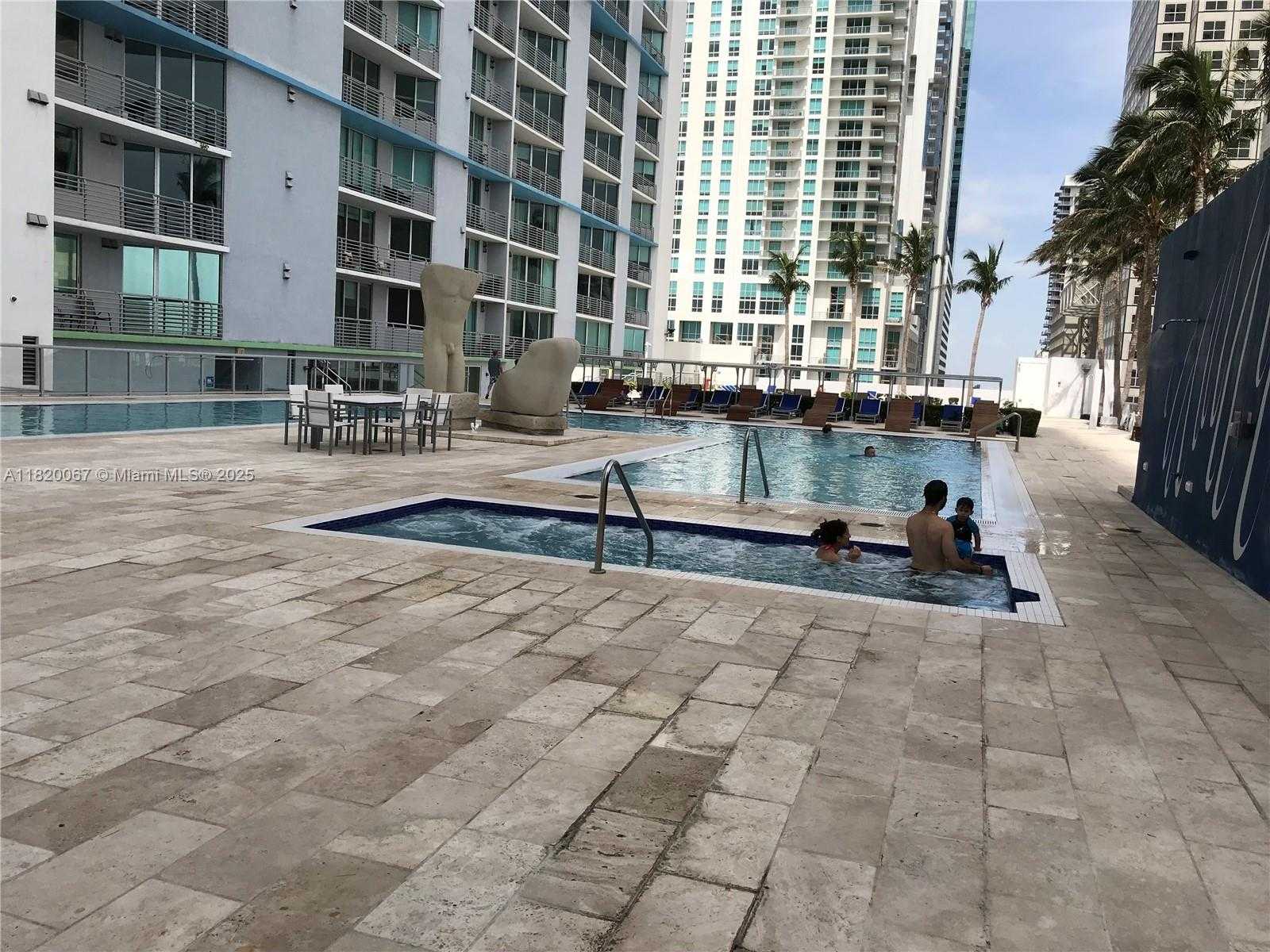 Small Image of 335 SOUTH BISCAYNE BLVD #3504, Miami Number 19