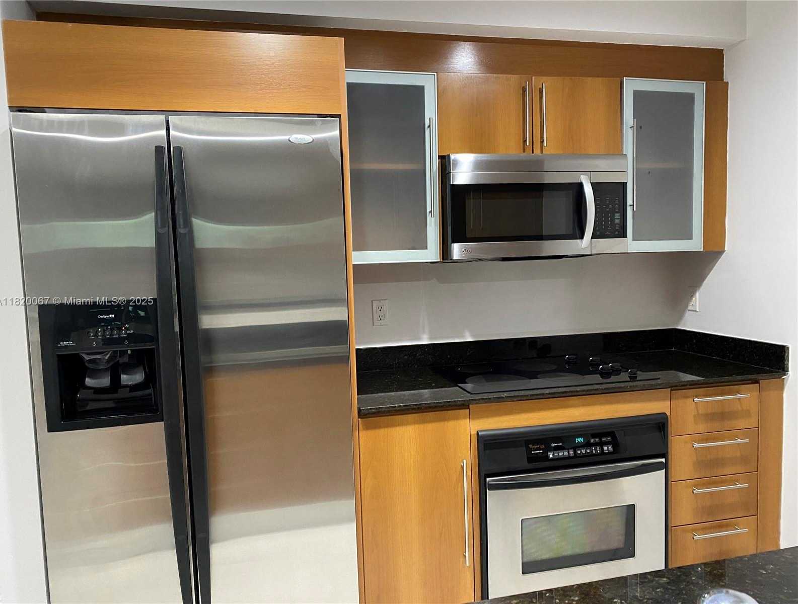 Small Image of 335 SOUTH BISCAYNE BLVD #3504, Miami Number 3