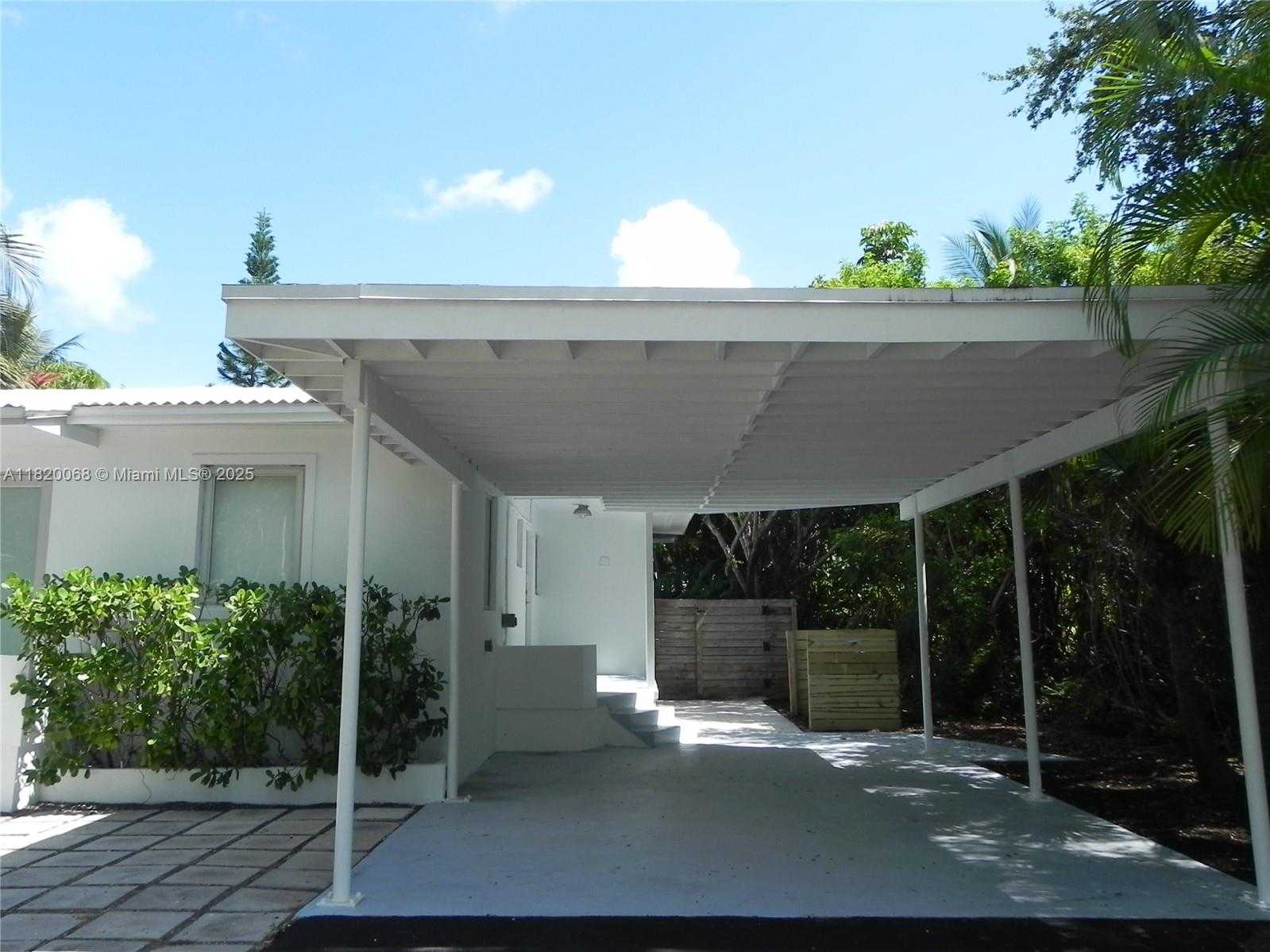 Small Image of Miami Number 4