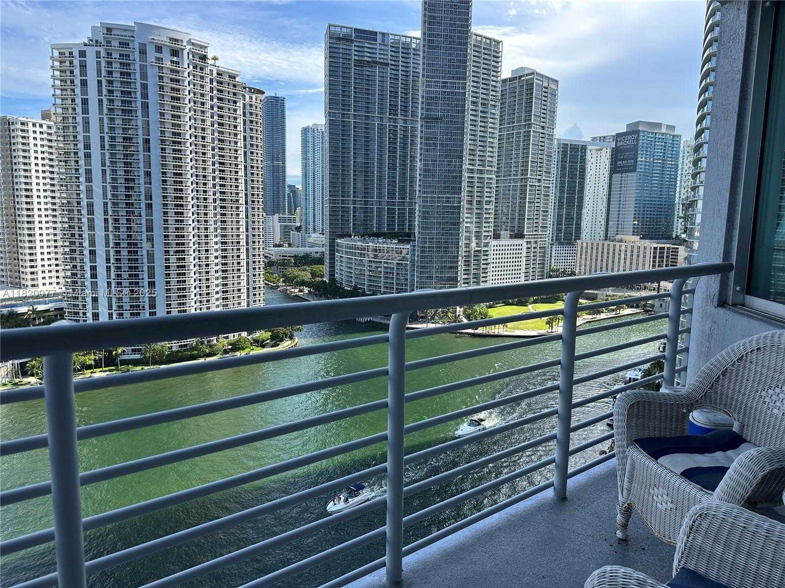 Small Image of 325 SOUTH BISCAYNE BLVD #2119, Miami Number 4