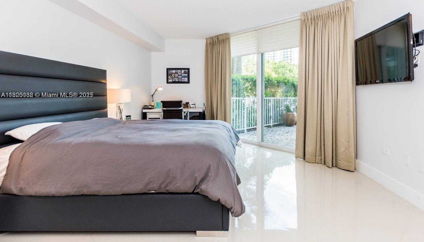 Small Image of 3370 HIDDEN BAY DR #102, Aventura Number 17