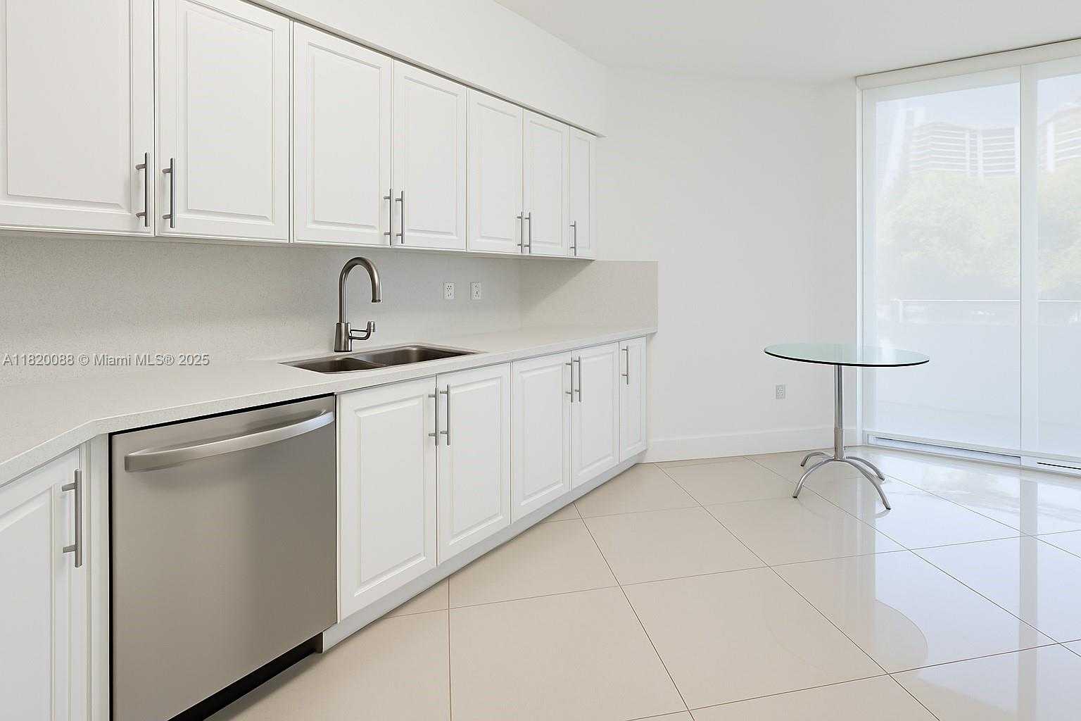 Small Image of 3370 HIDDEN BAY DR #102, Aventura Number 3